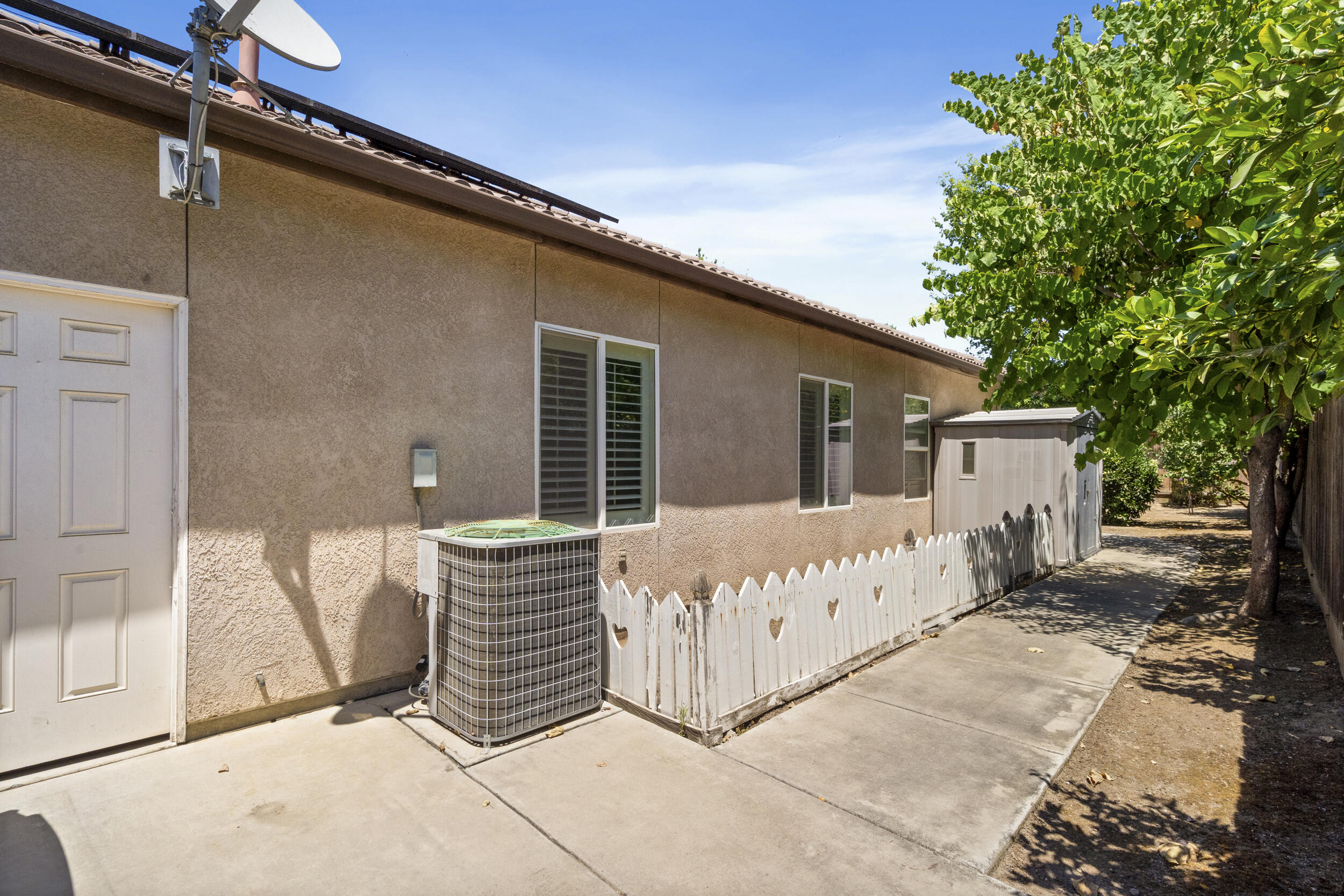 3634 N Jackie Street