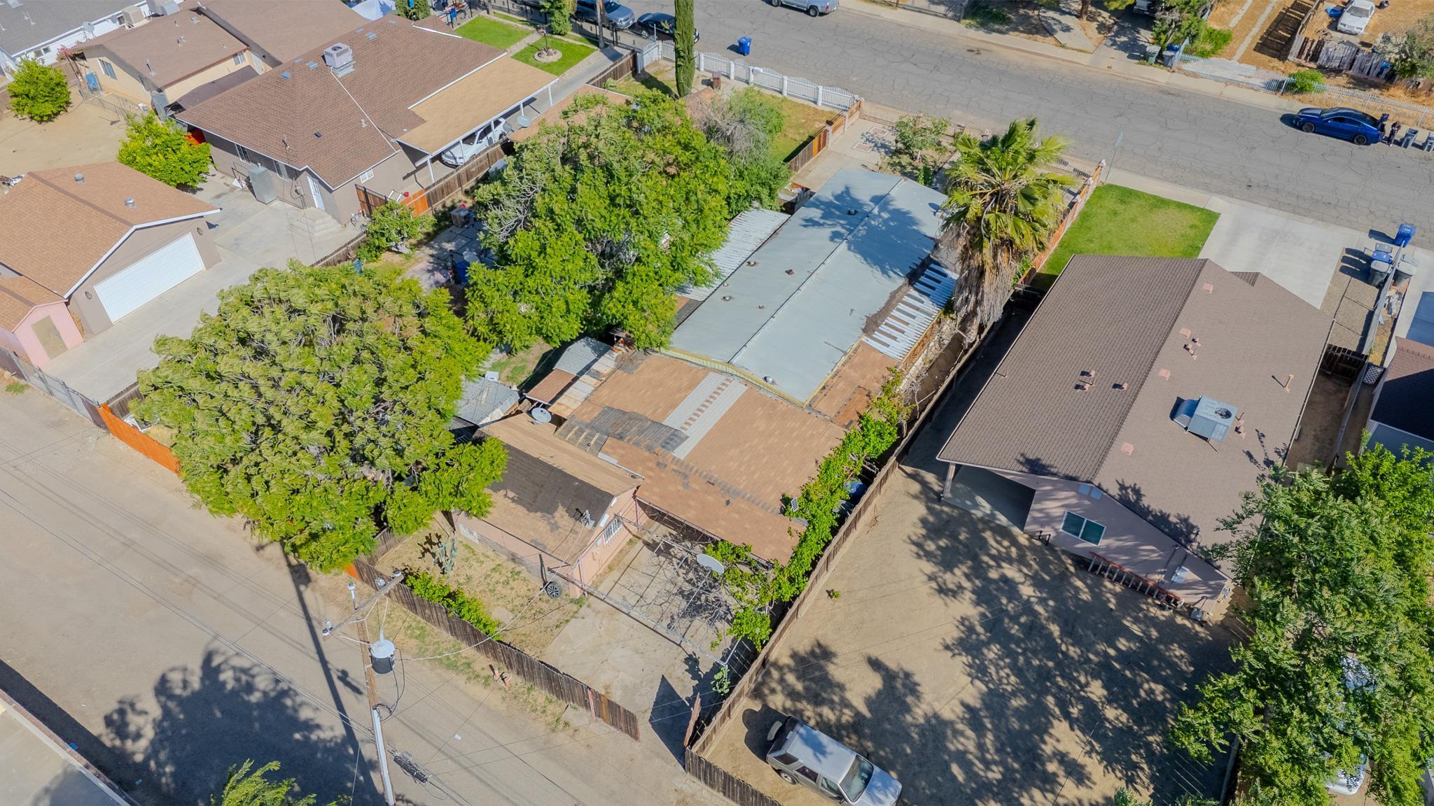 108 W Merced Street