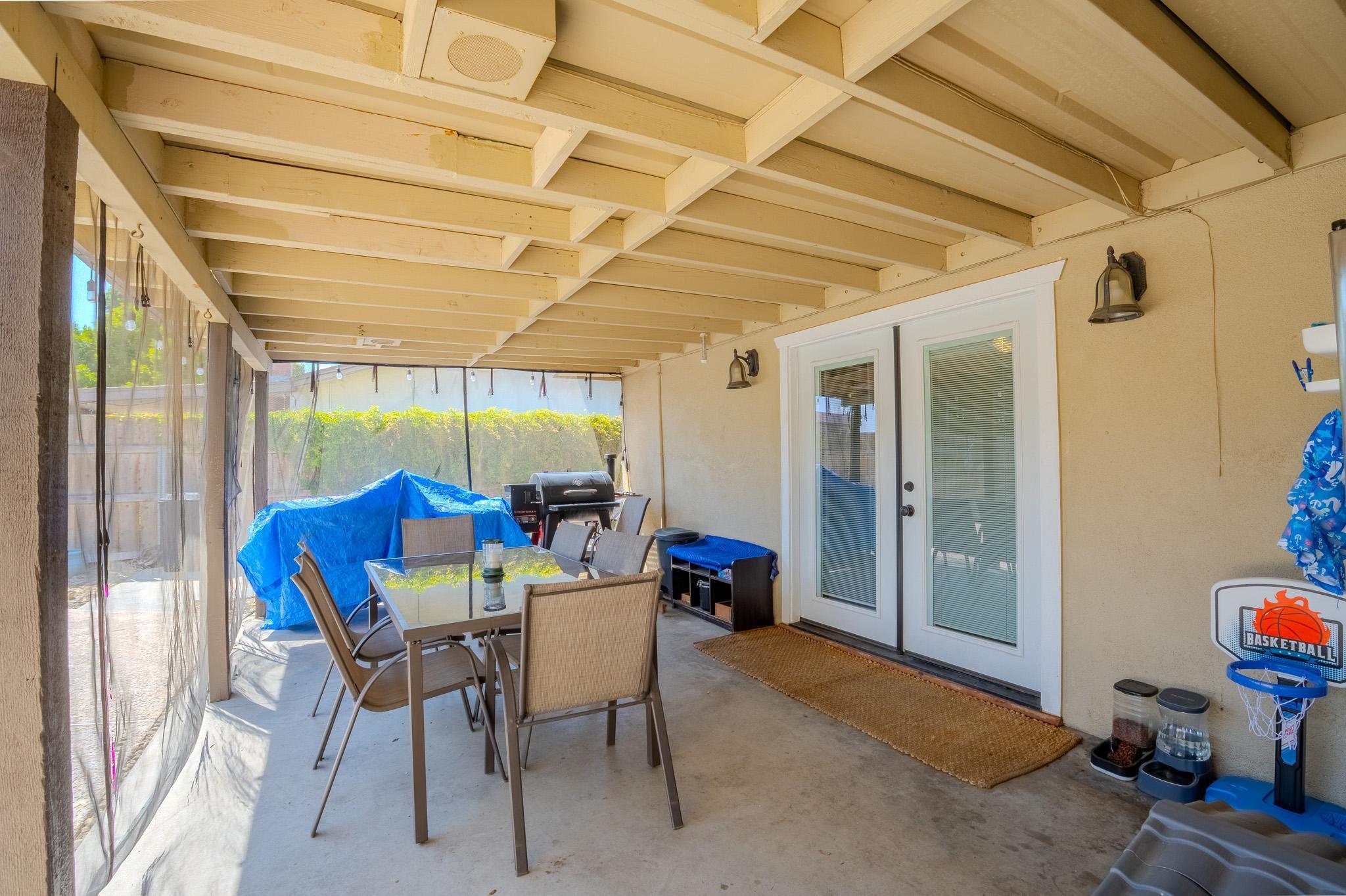 3609 W Evergreen Court