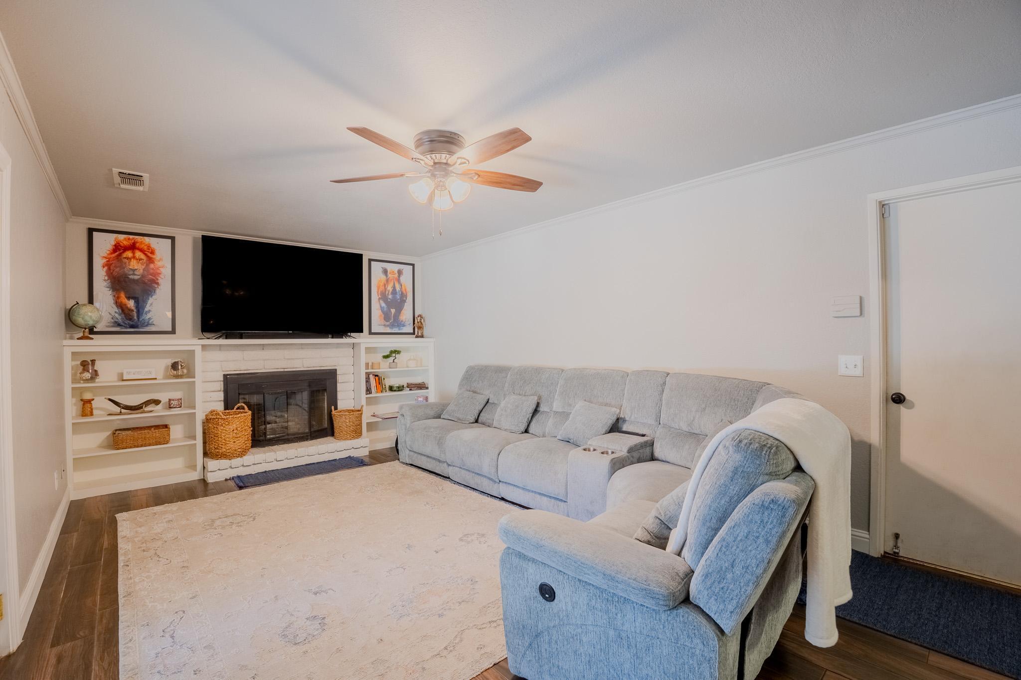 3609 W Evergreen Court
