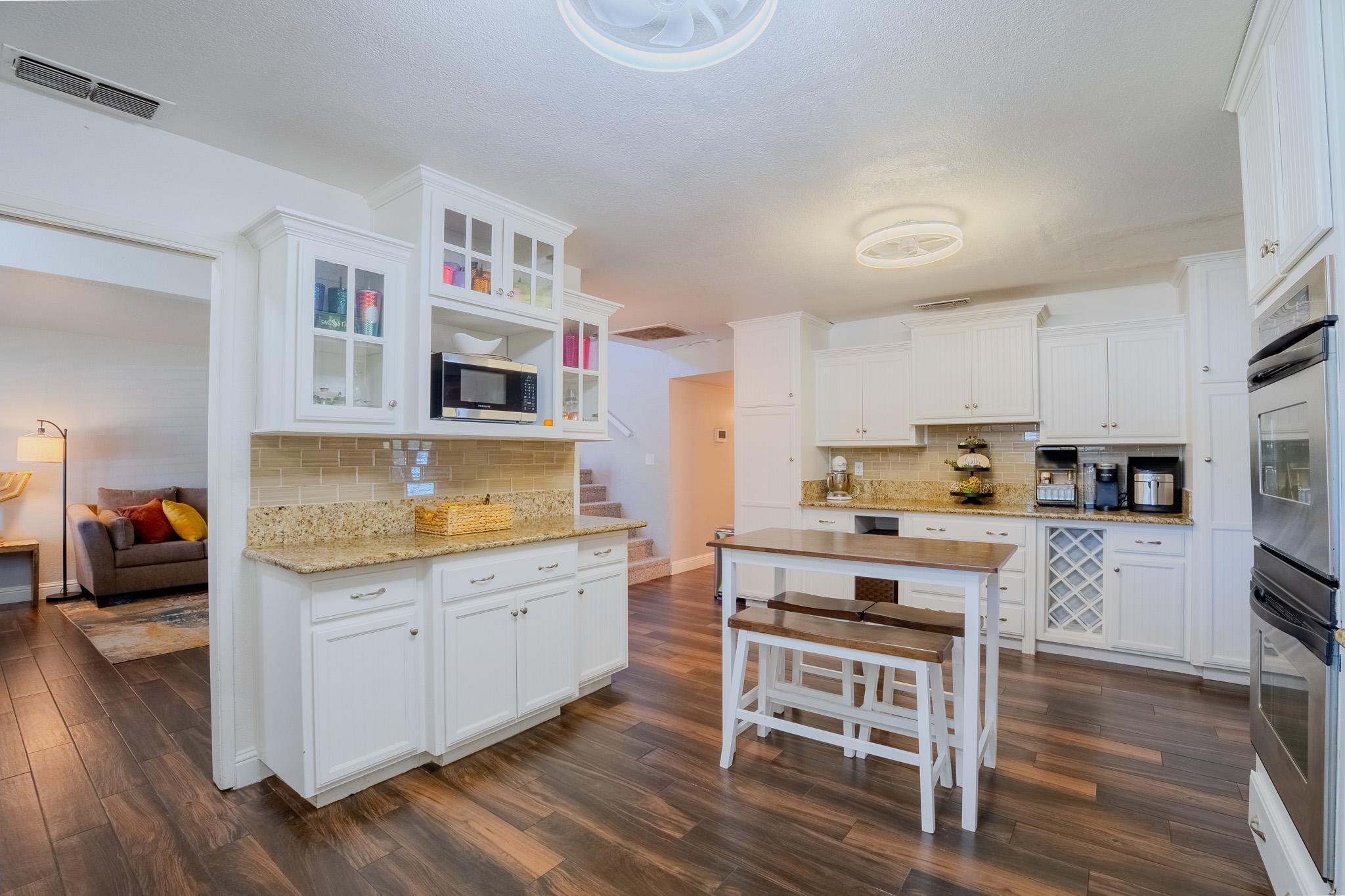 3609 W Evergreen Court