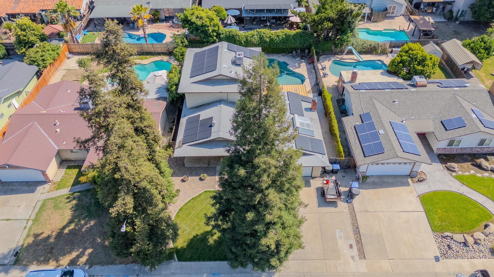 3609 W Evergreen Court