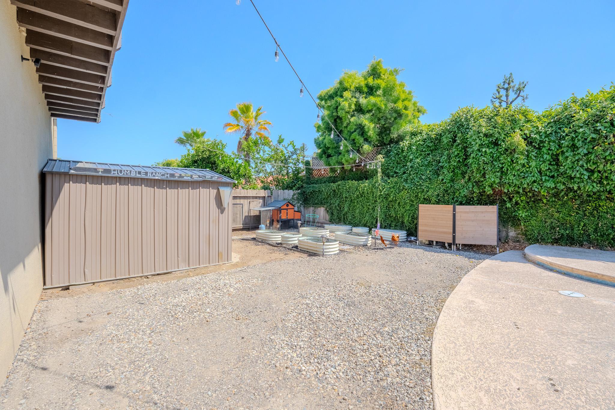 3609 W Evergreen Court