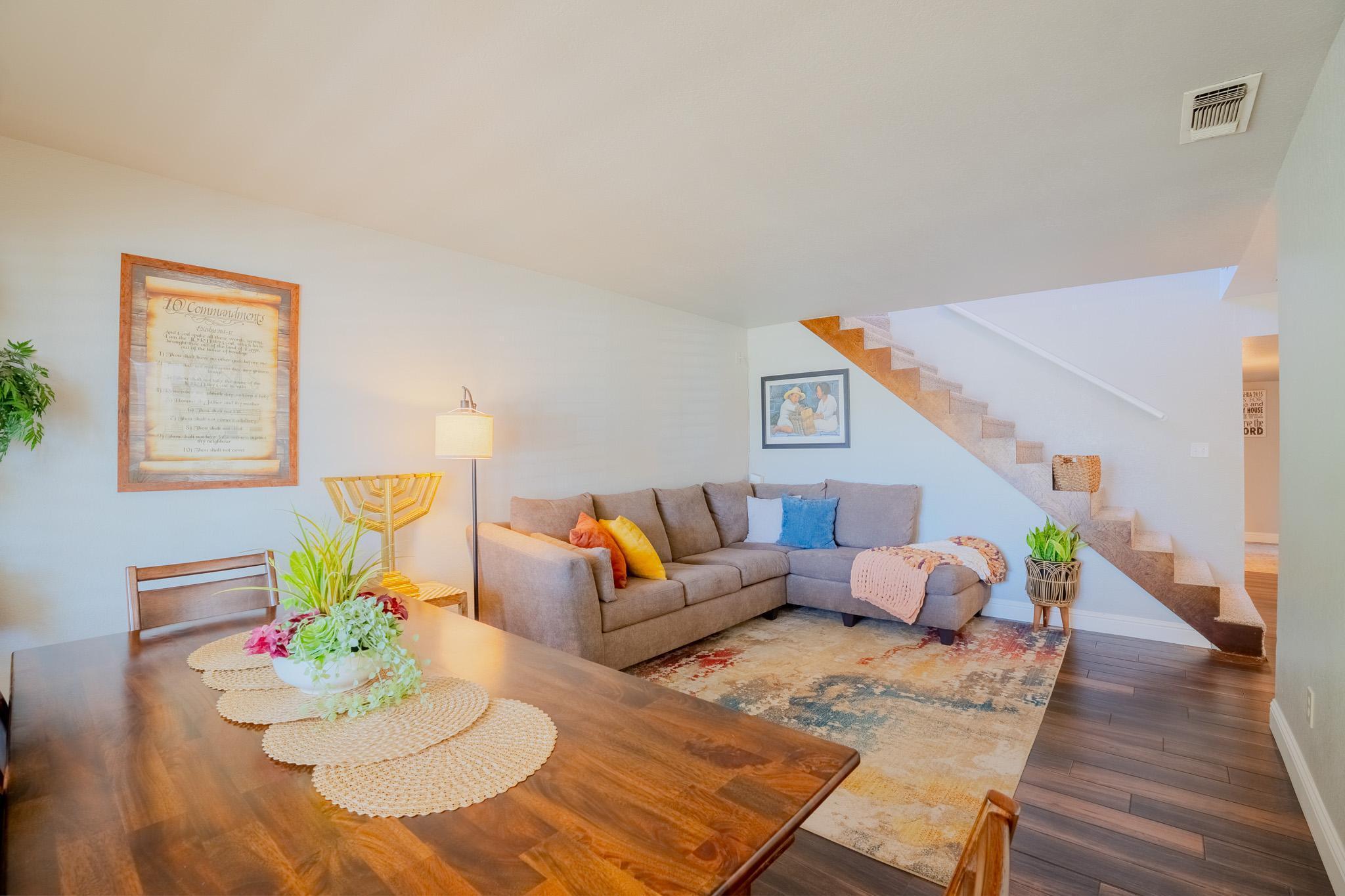 3609 W Evergreen Court