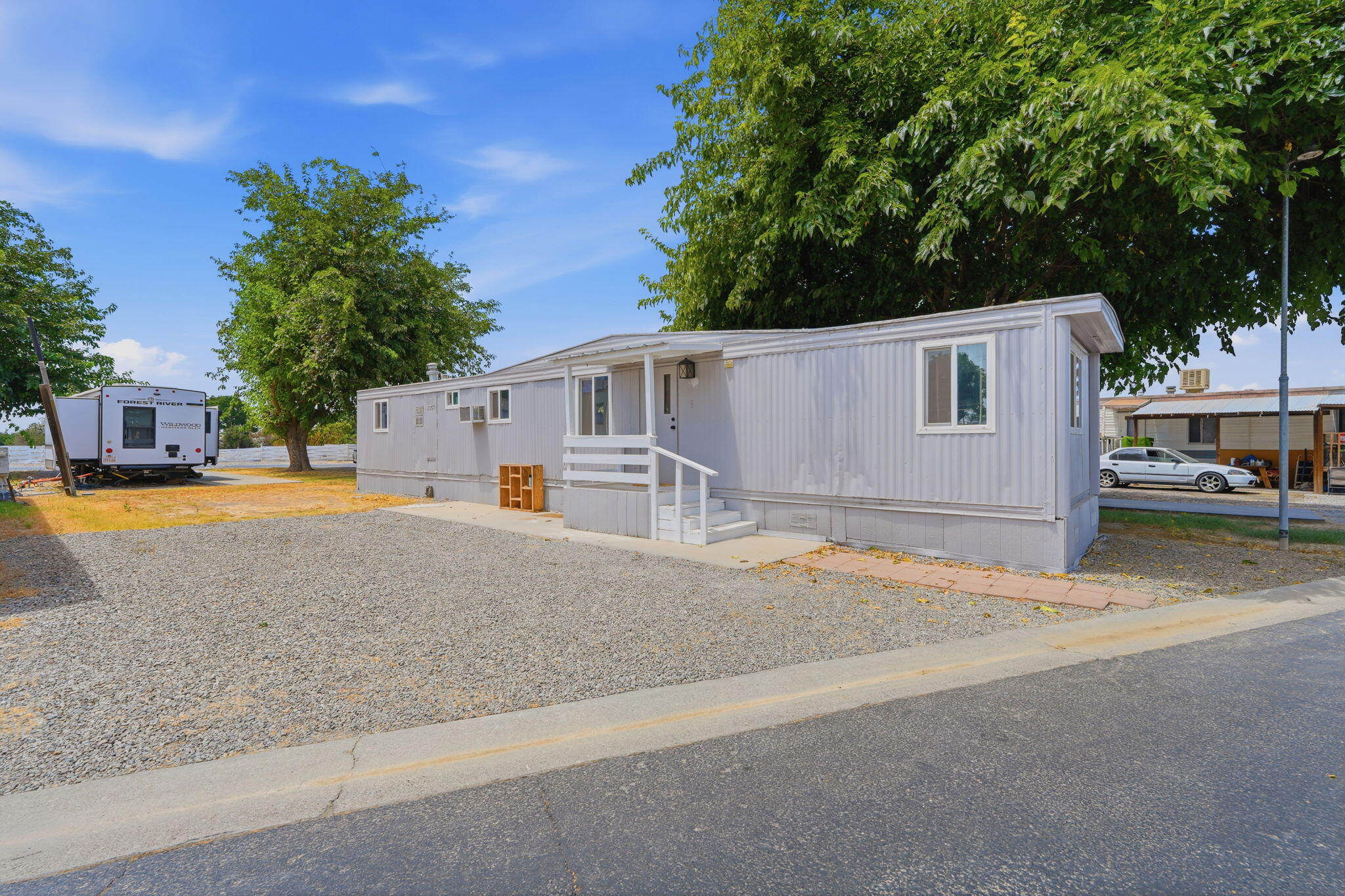 12846 W Lacey Boulevard, 15