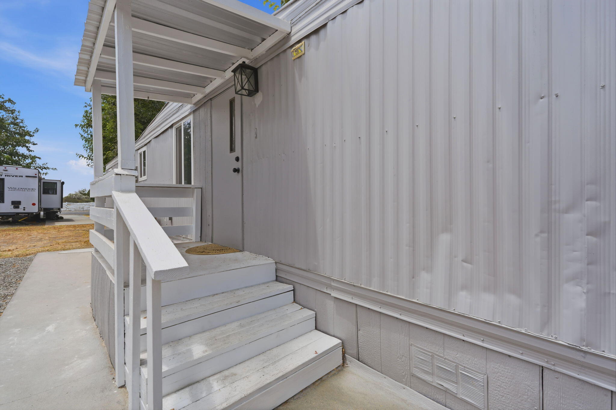 12846 W Lacey Boulevard, 15