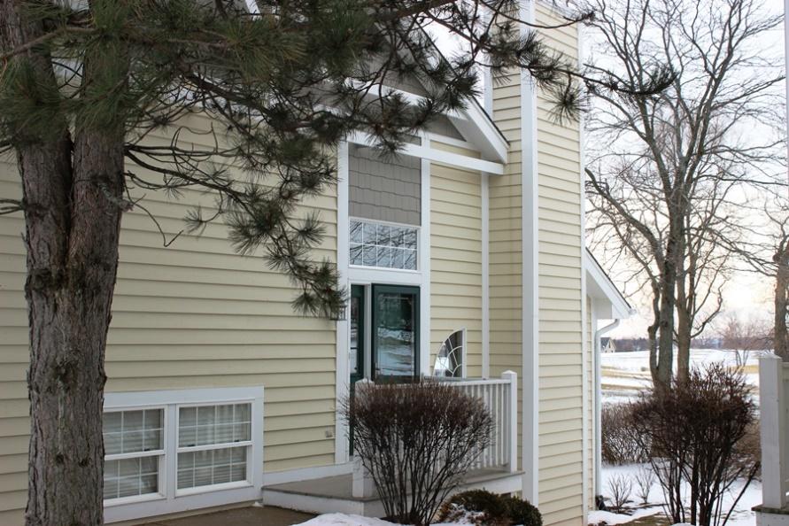 887 Eagleton Dr 46-16