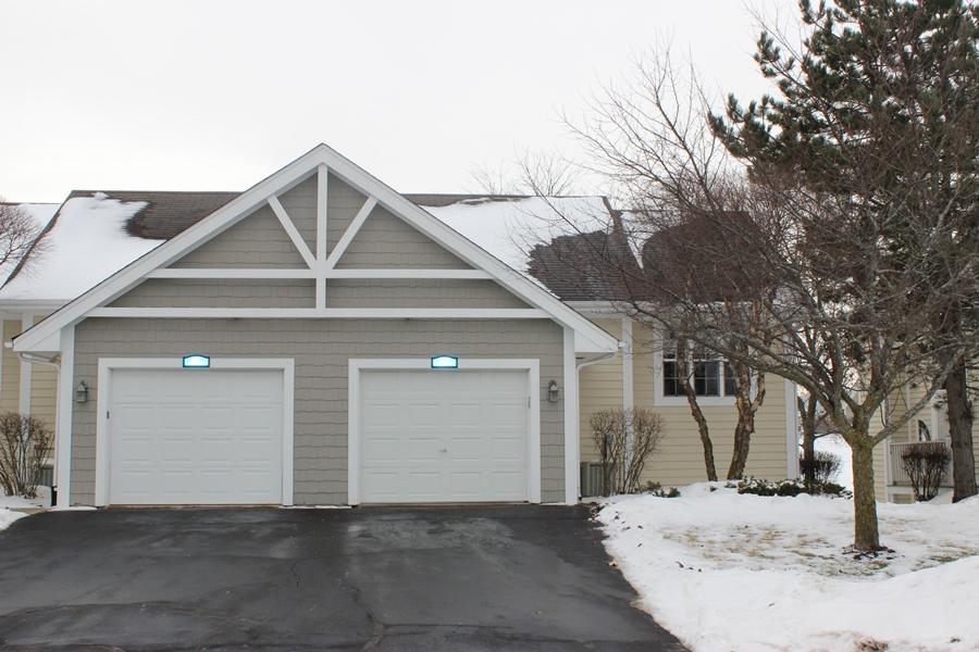 887 Eagleton Dr 46-16