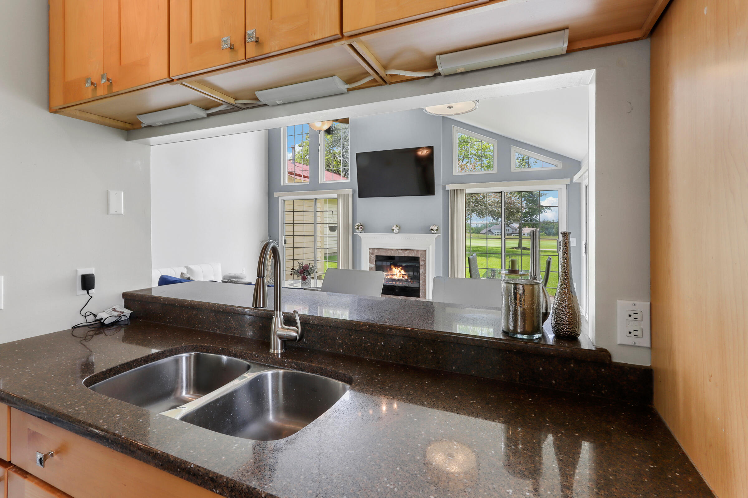 1666 Cottage Dr