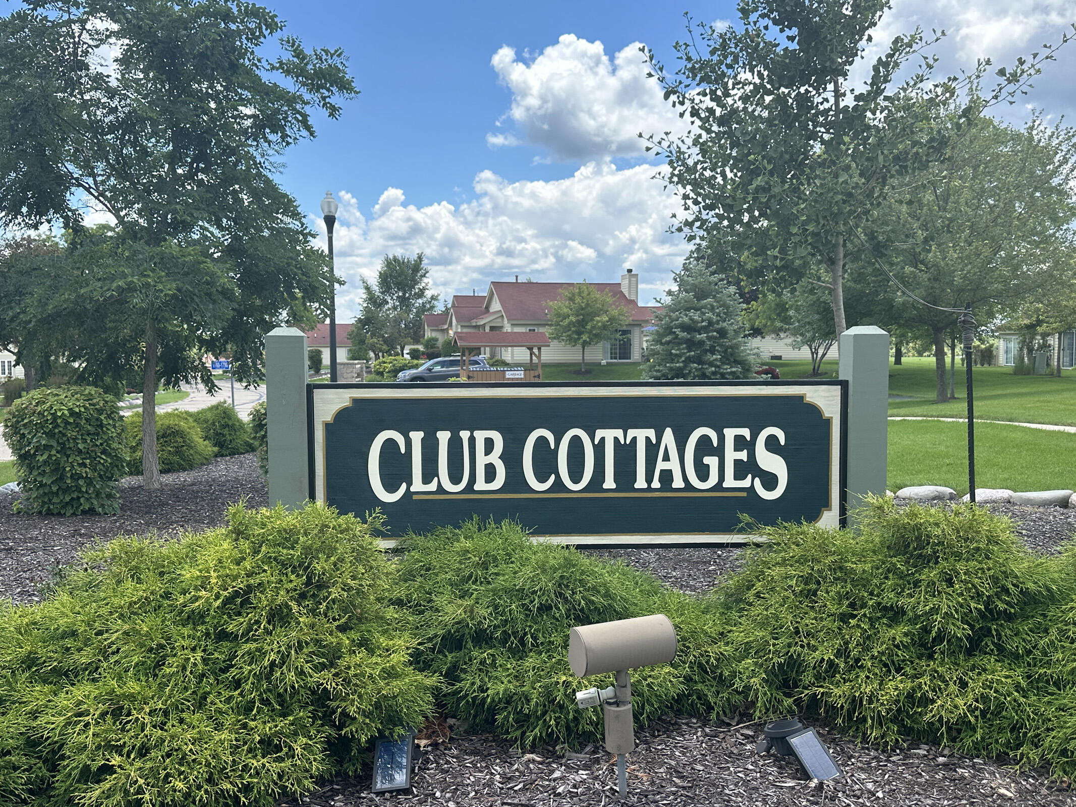 1666 Cottage Dr