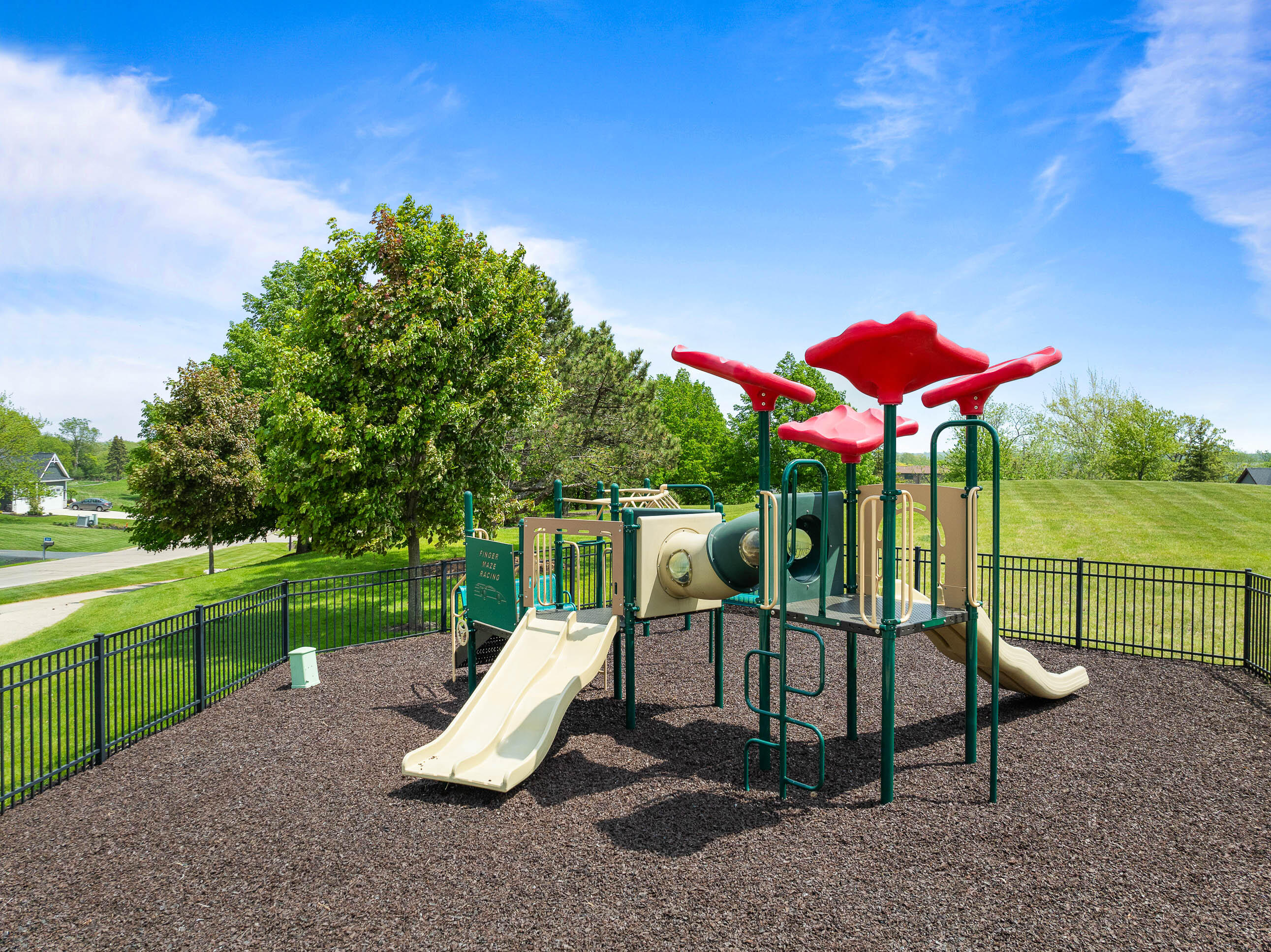 710 Geneva National Ave N Unit: 6-23