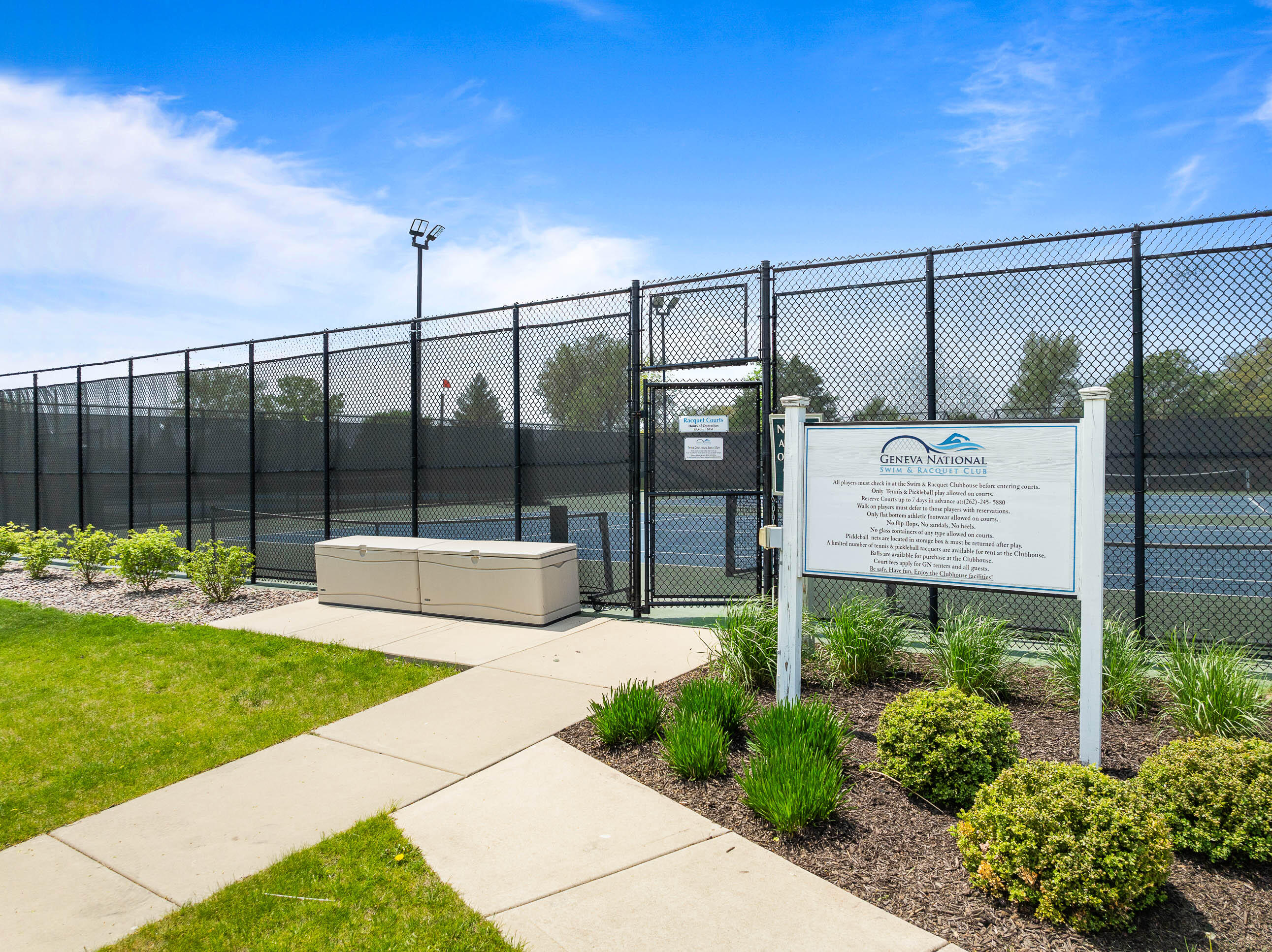 710 Geneva National Ave N Unit: 6-23