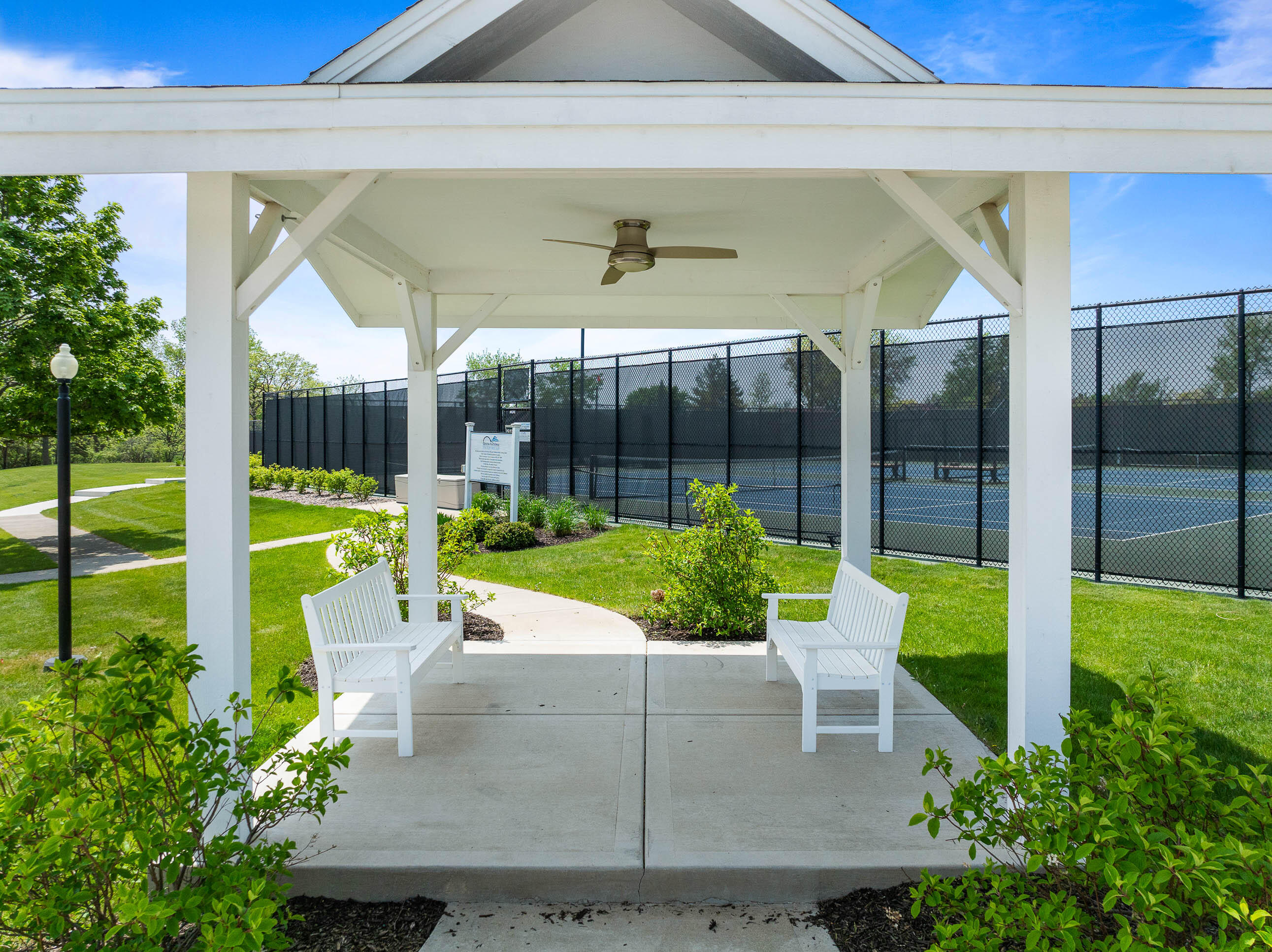 710 Geneva National Ave N Unit: 6-23