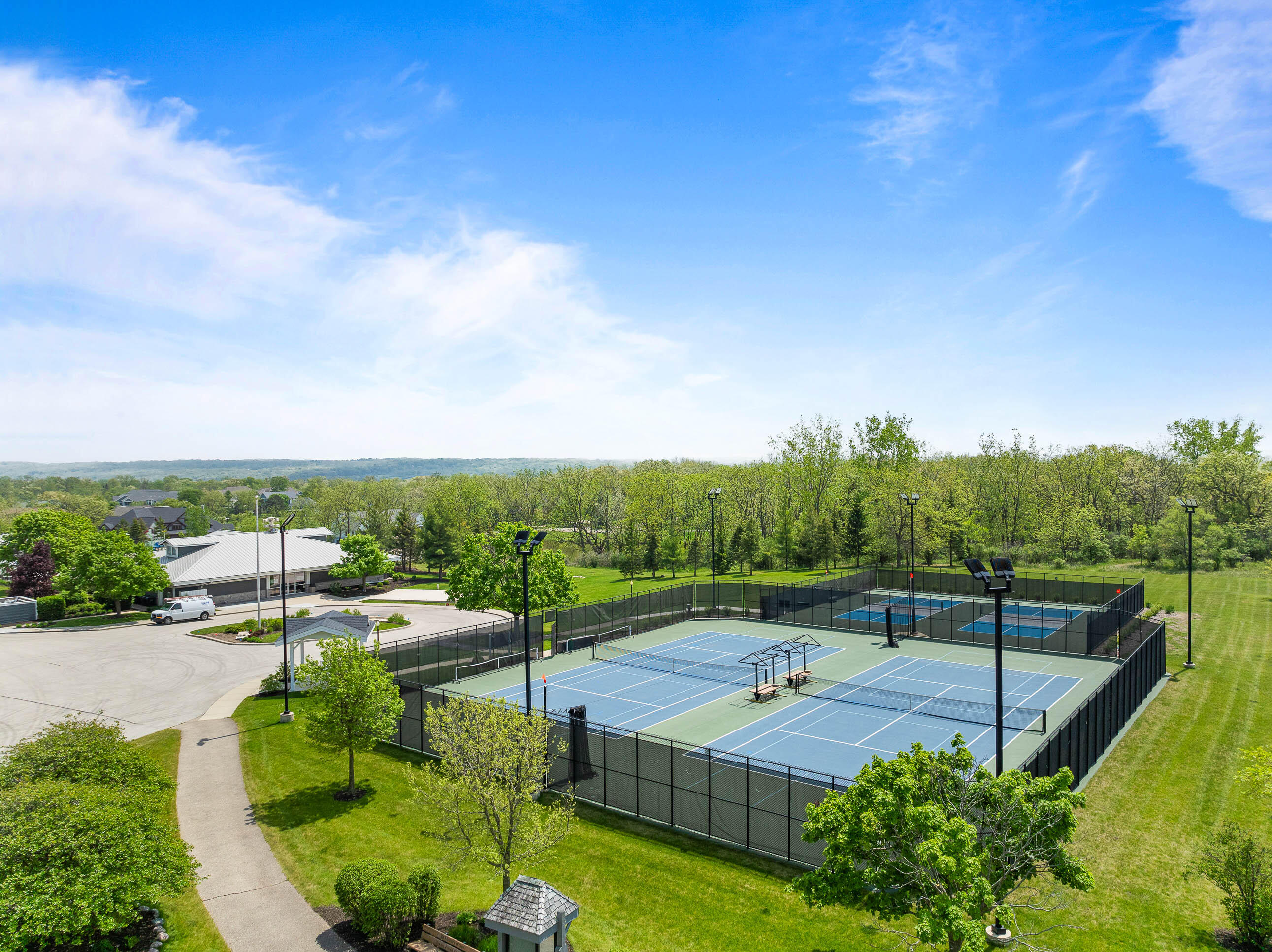 710 Geneva National Ave N Unit: 6-23