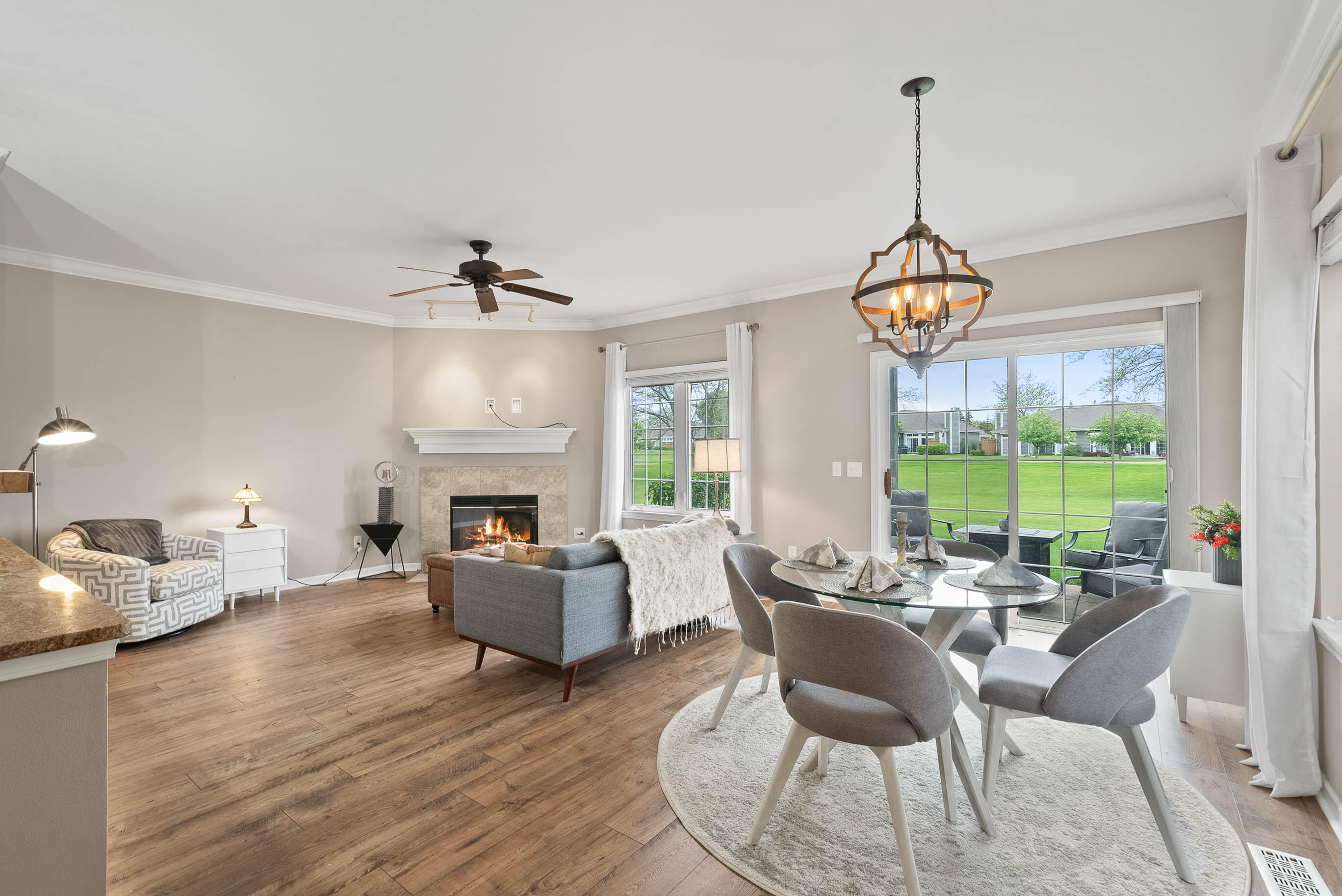 710 Geneva National Ave N Unit: 6-23