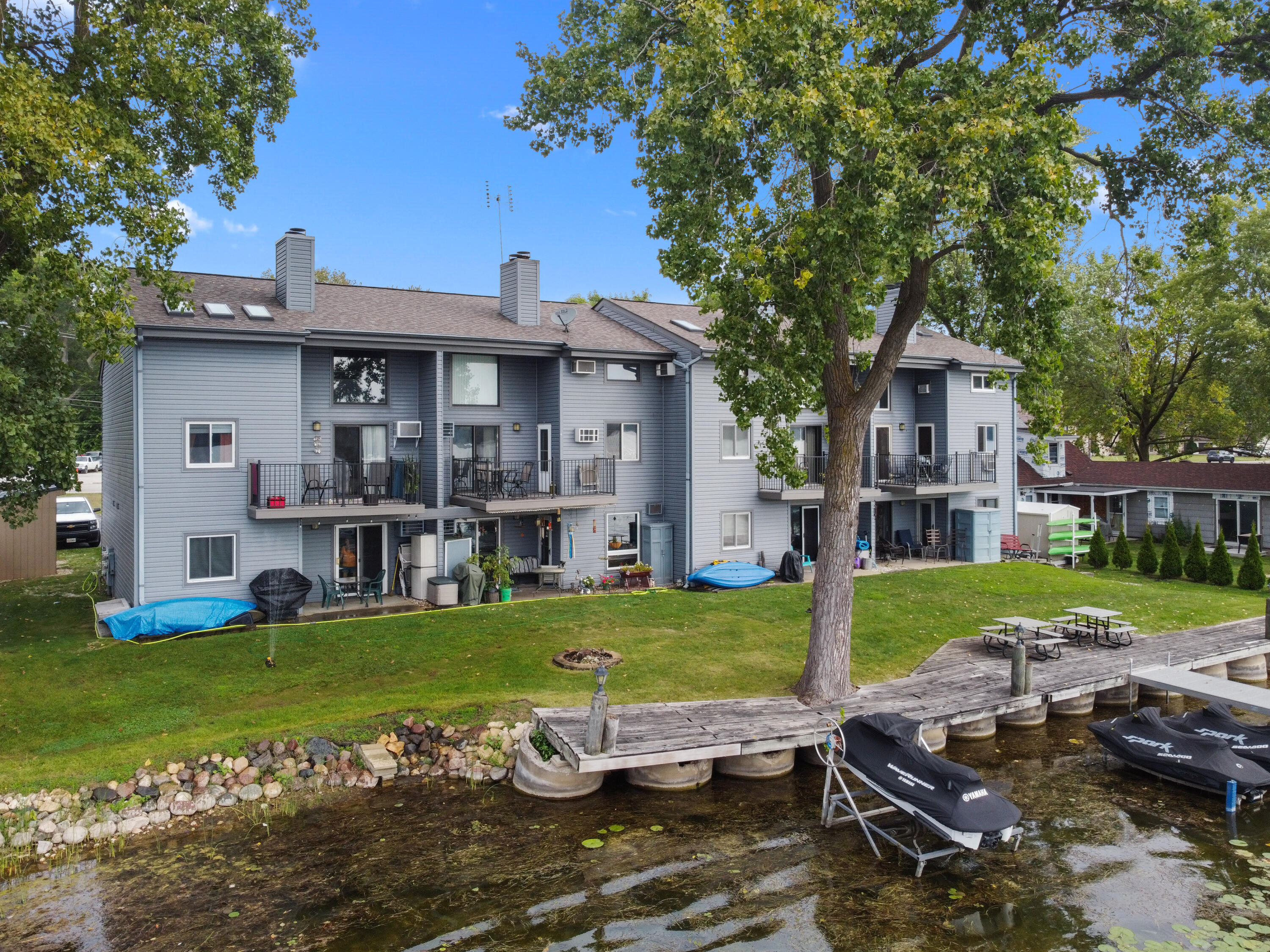 536 N Cogswell Dr Unit: 7