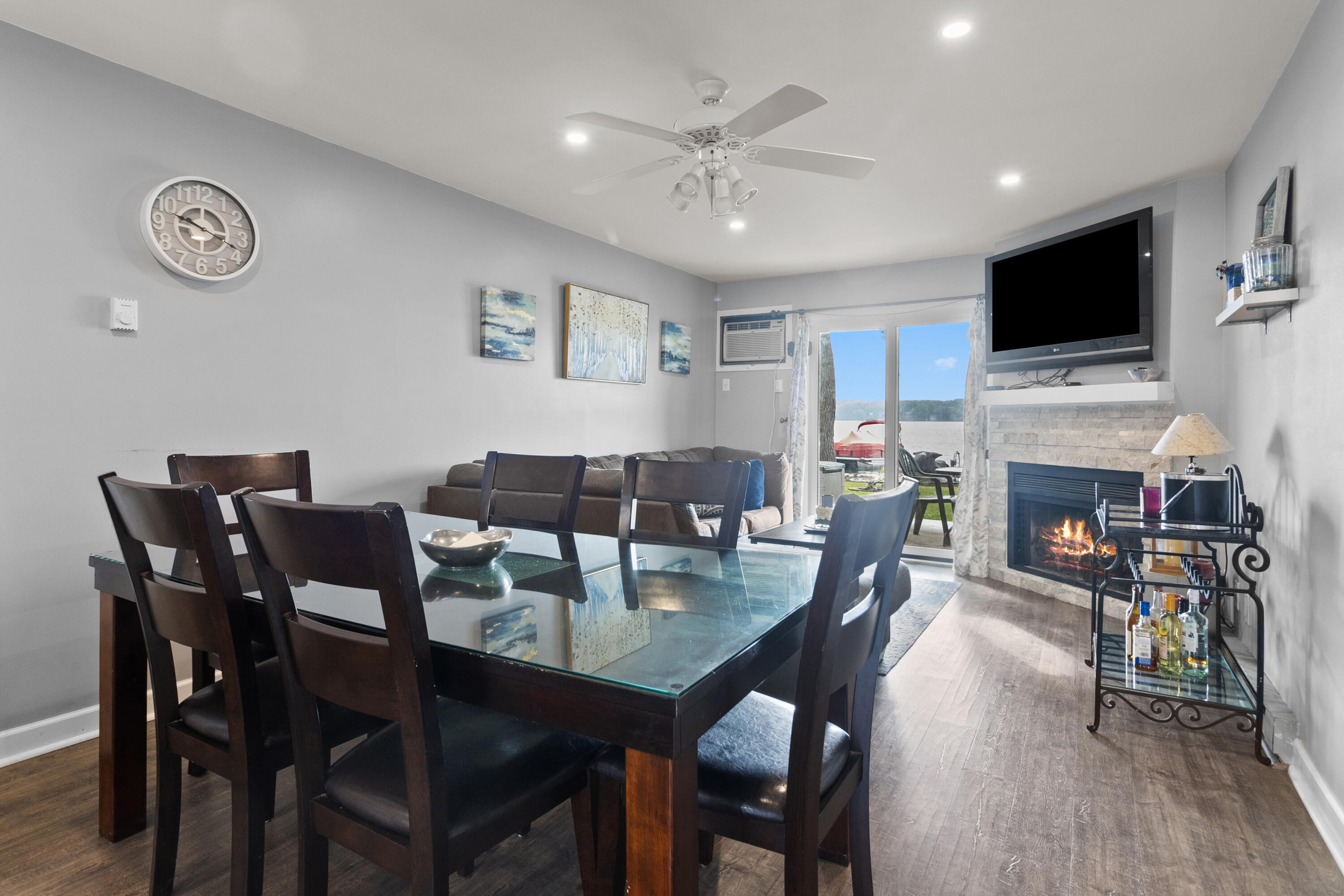 536 N Cogswell Dr Unit: 7