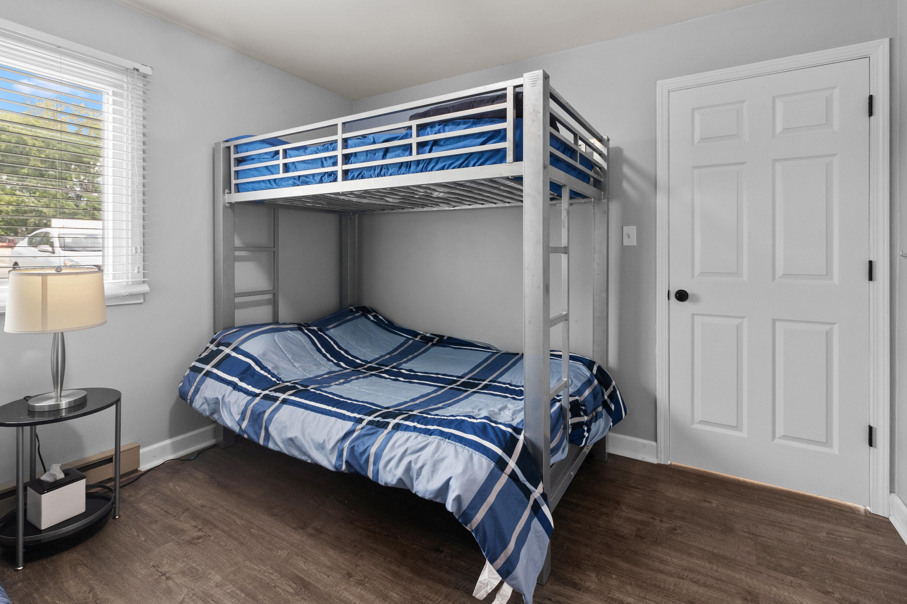 536 N Cogswell Dr Unit: 7