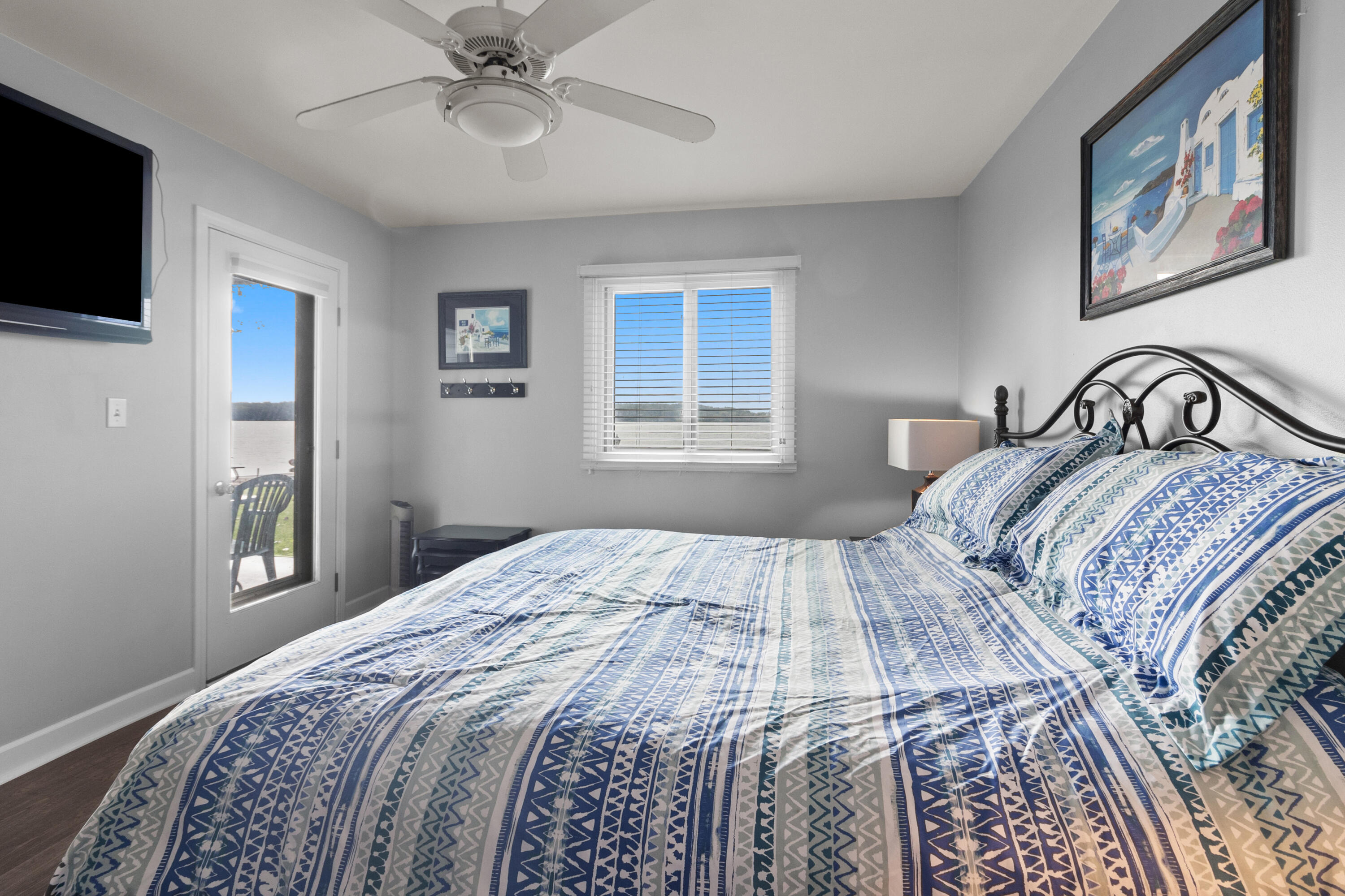 536 N Cogswell Dr Unit: 7