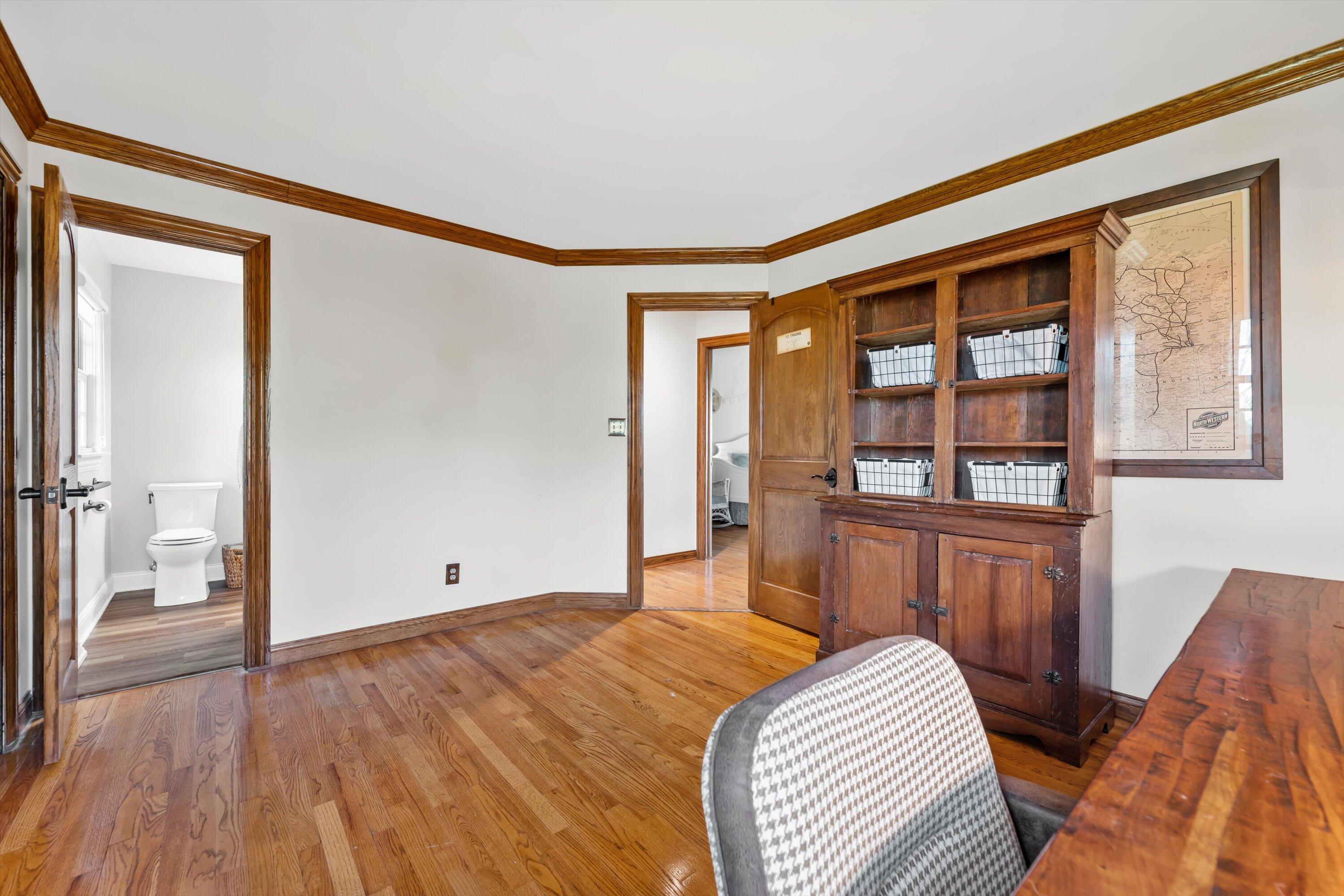 W246S6855 Maple Hill Dr