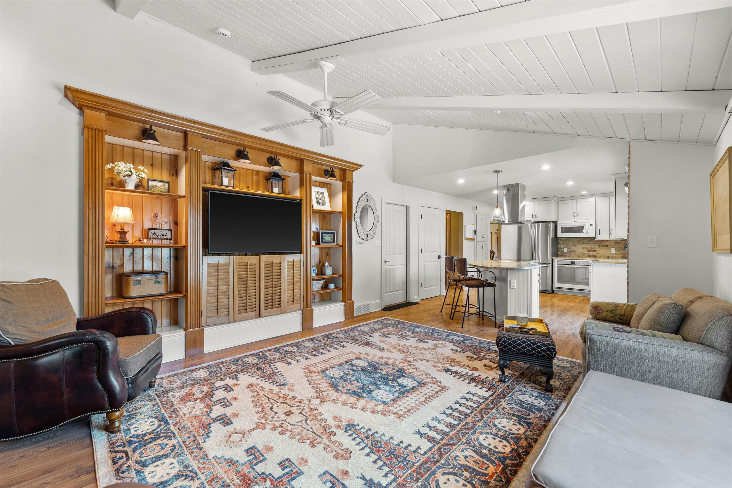 W246S6855 Maple Hill Dr