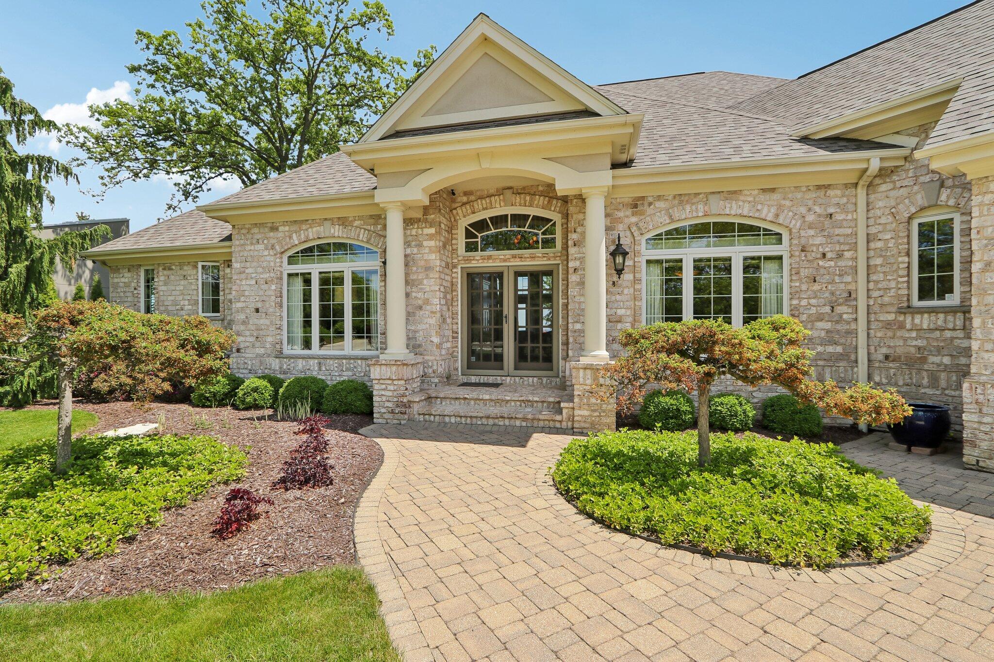 4731 Woodlake Ct