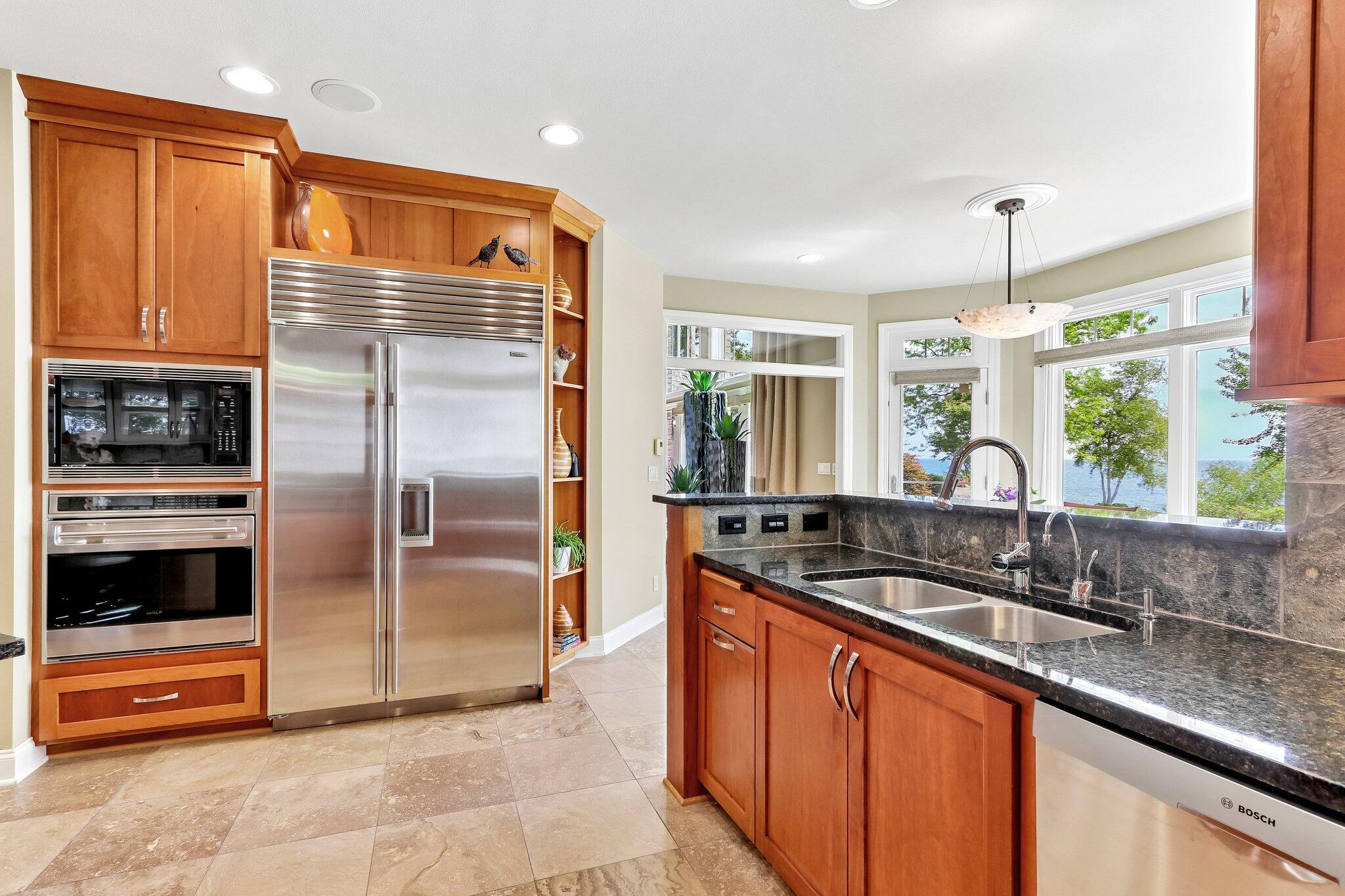 4731 Woodlake Ct