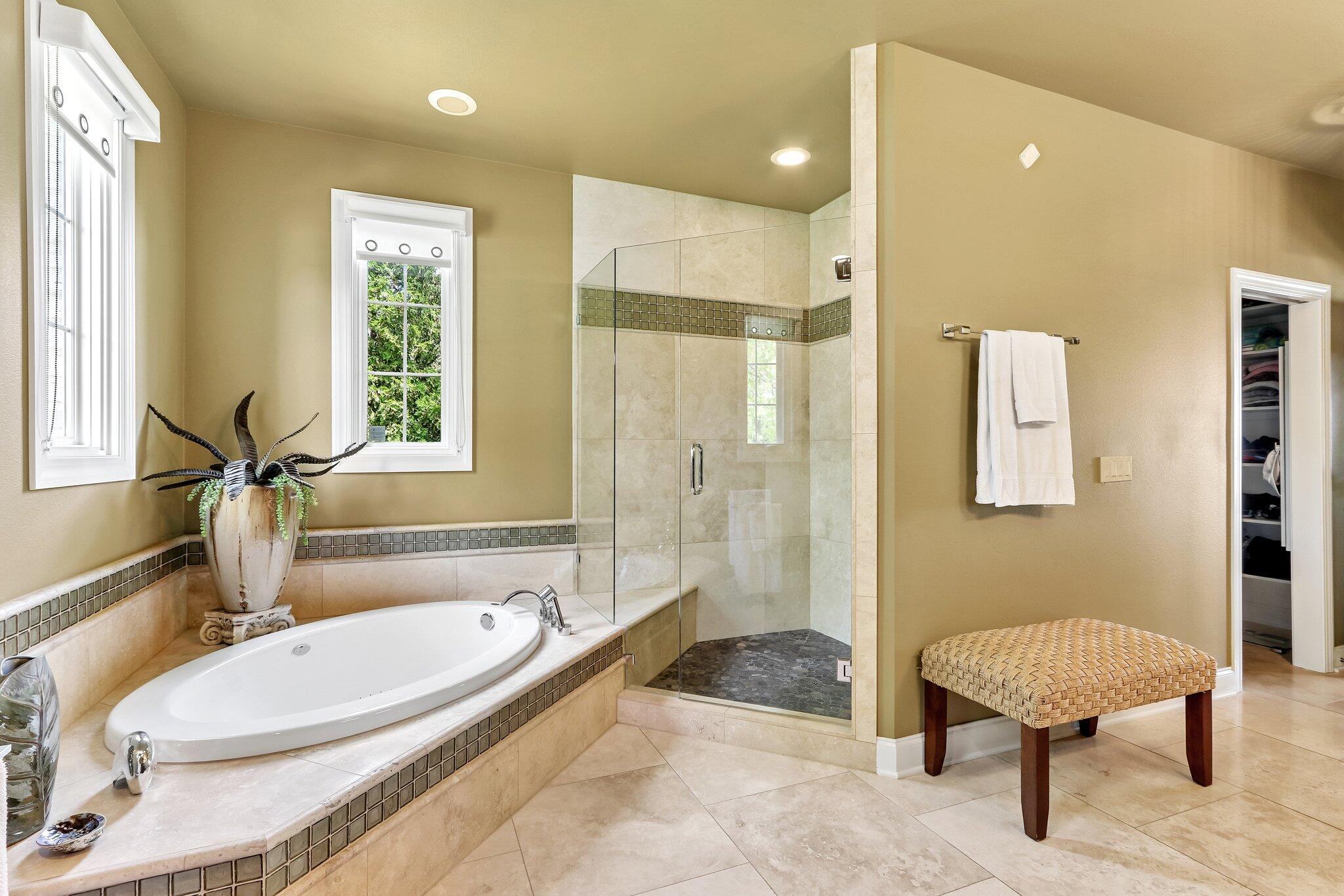 4731 Woodlake Ct