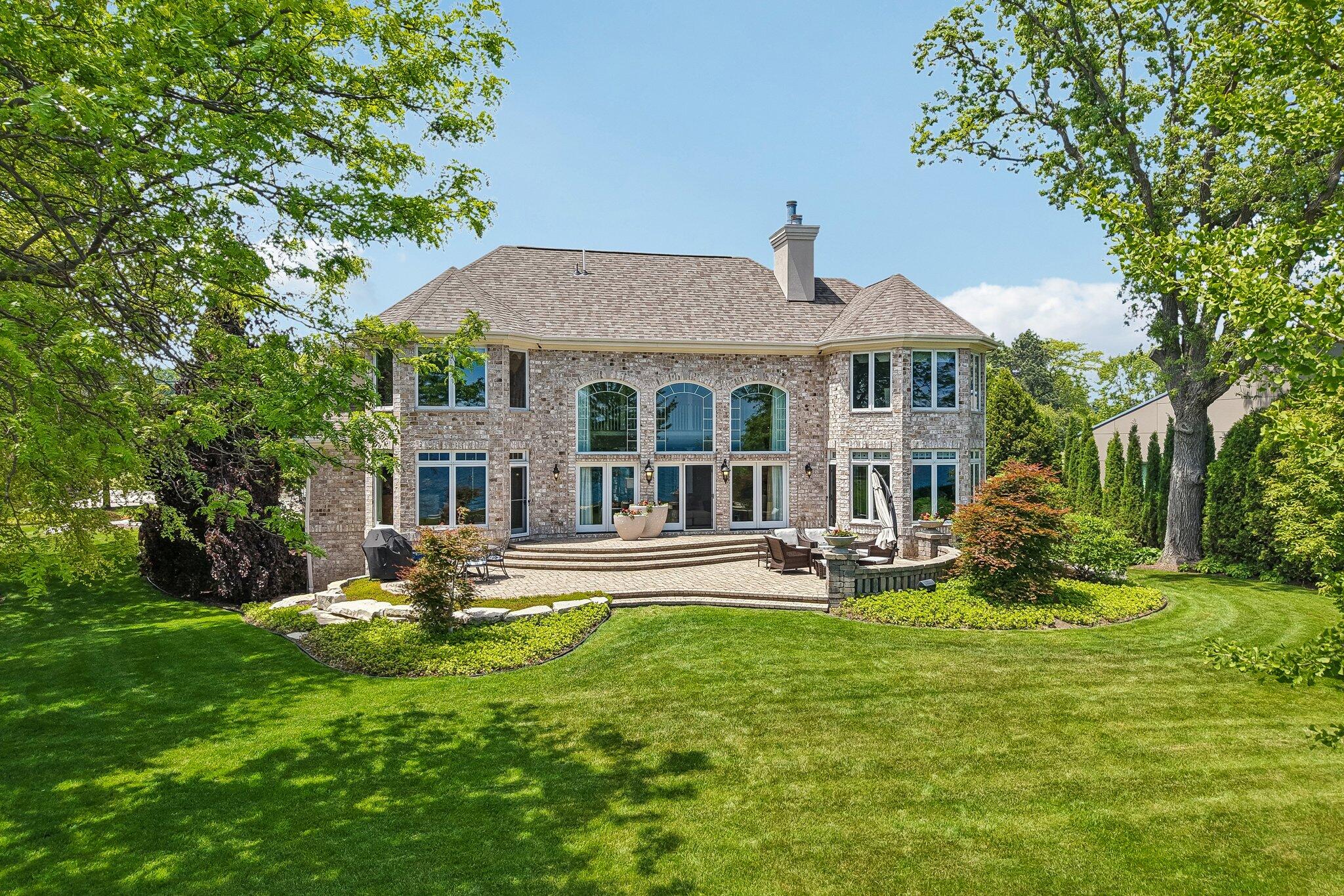 4731 Woodlake Ct