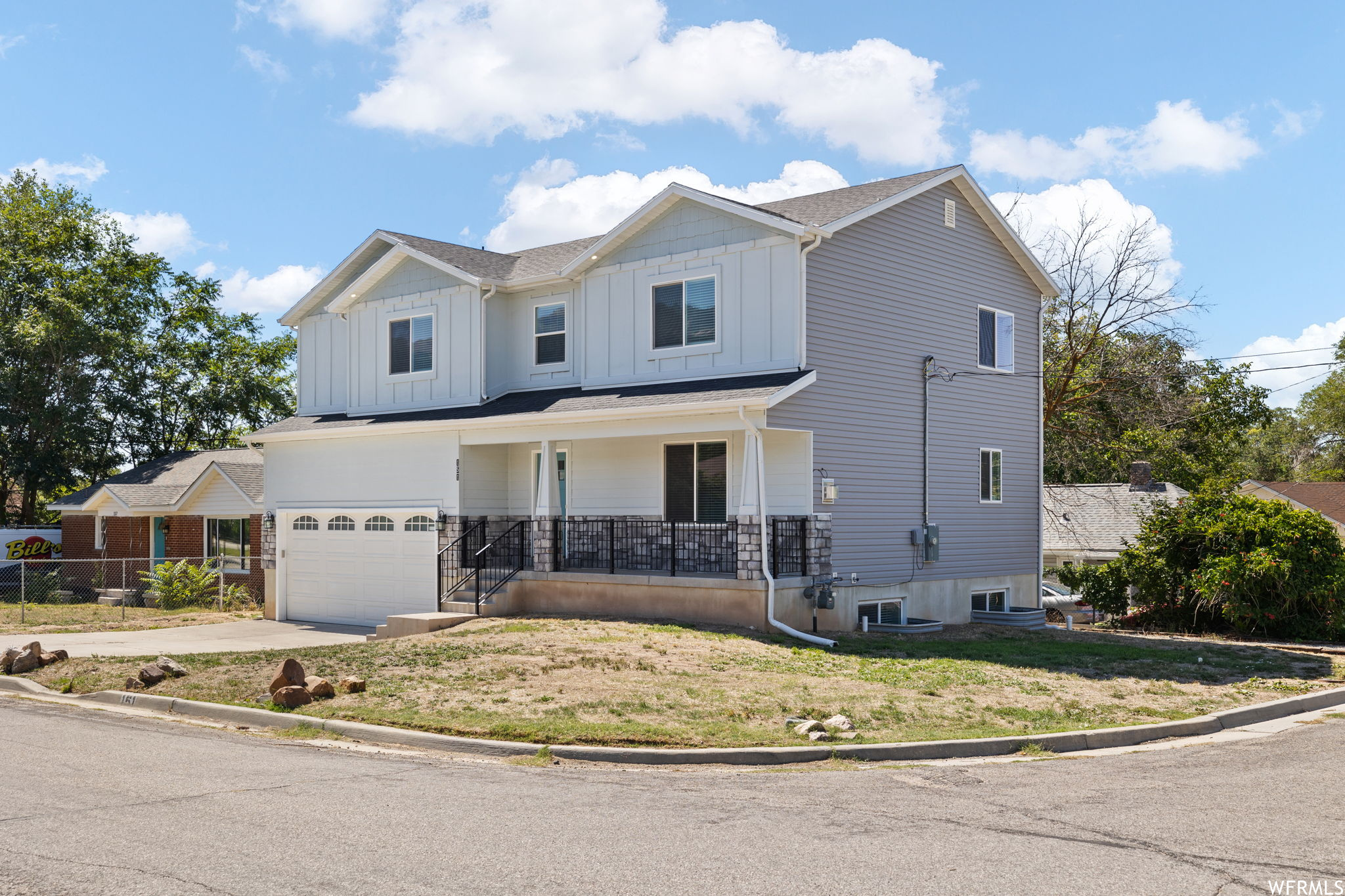151 S JEFFERSON DR