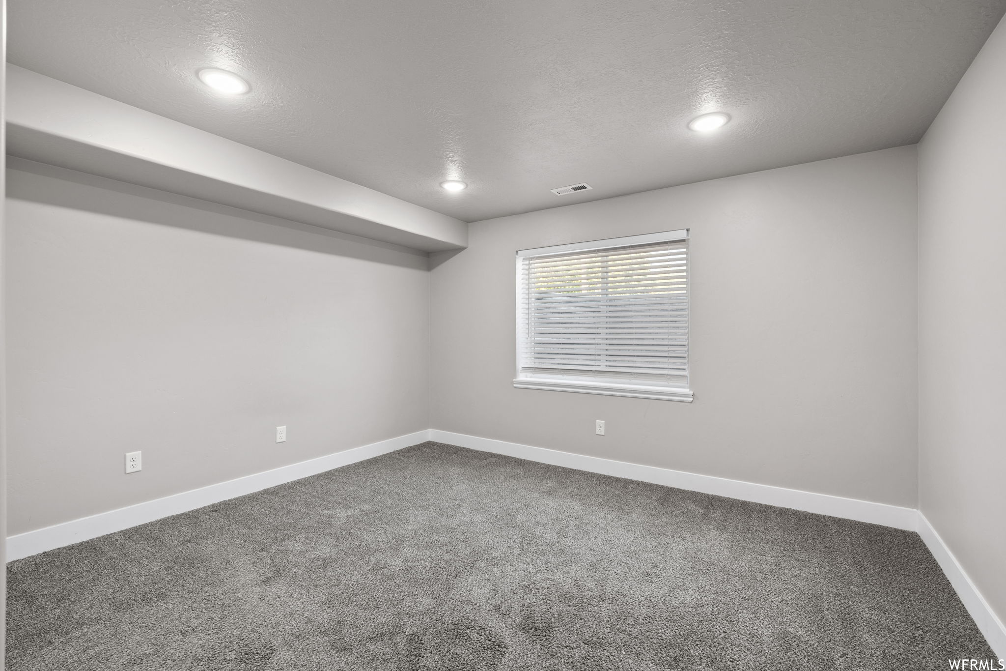 151 S JEFFERSON DR