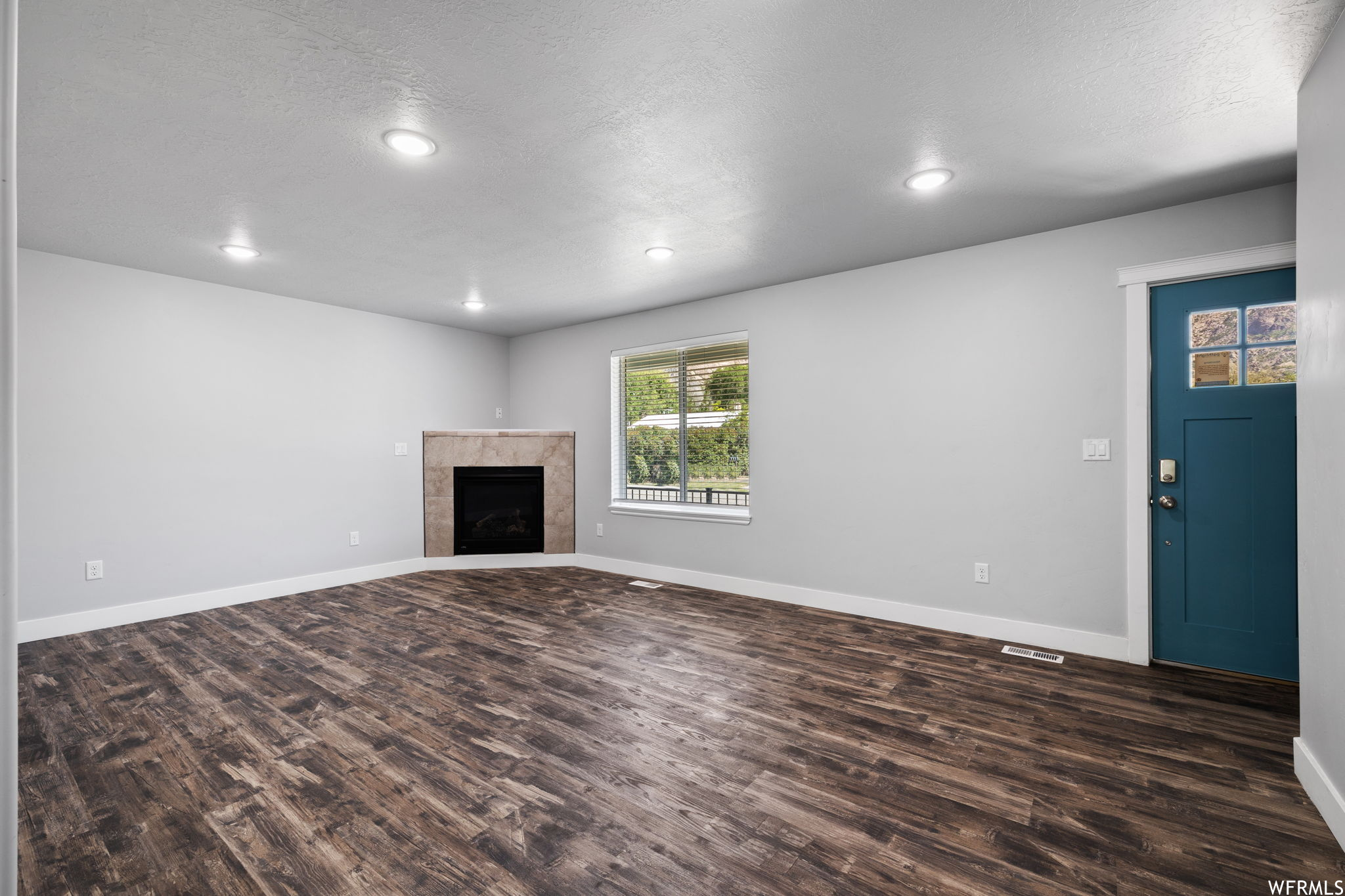151 S JEFFERSON DR