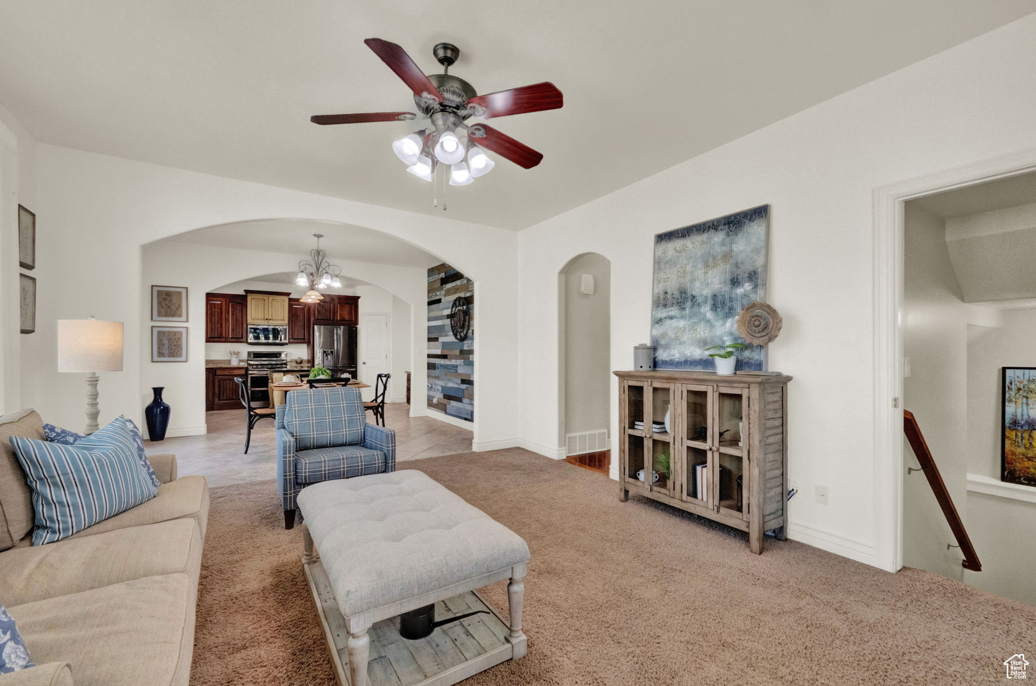 386 N KIMBERLY CIR
