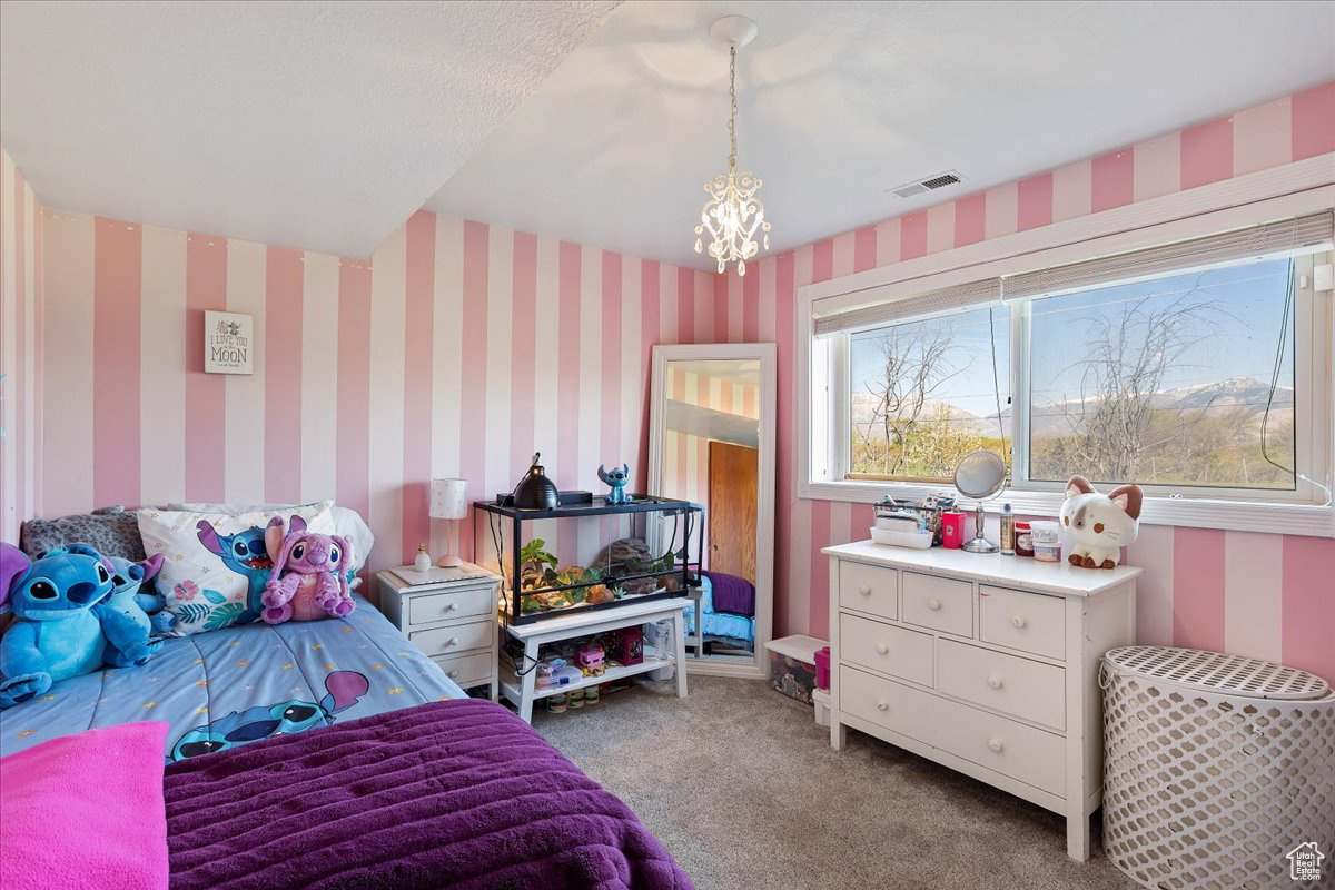 1426 N 4250 W