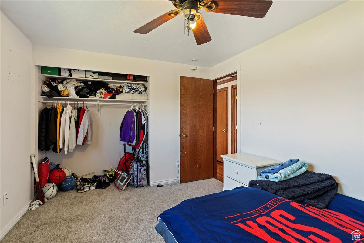 1426 N 4250 W
