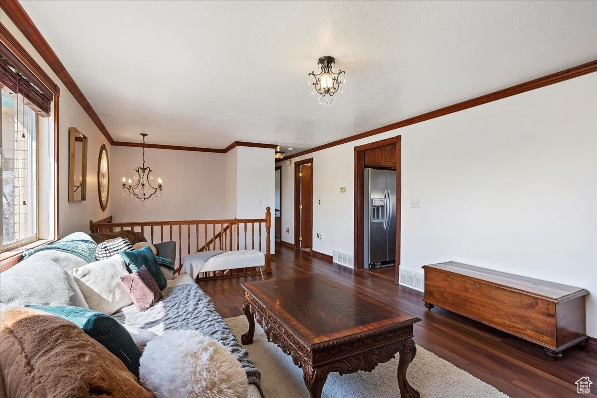 1426 N 4250 W