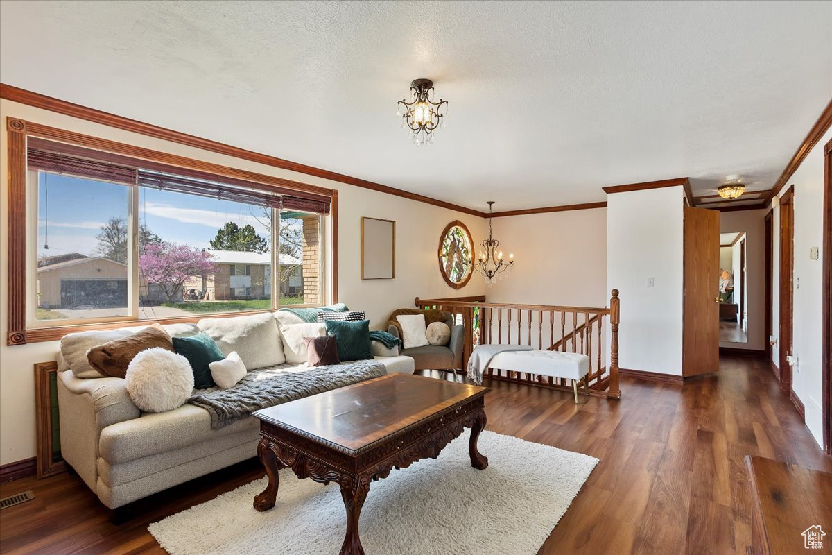 1426 N 4250 W