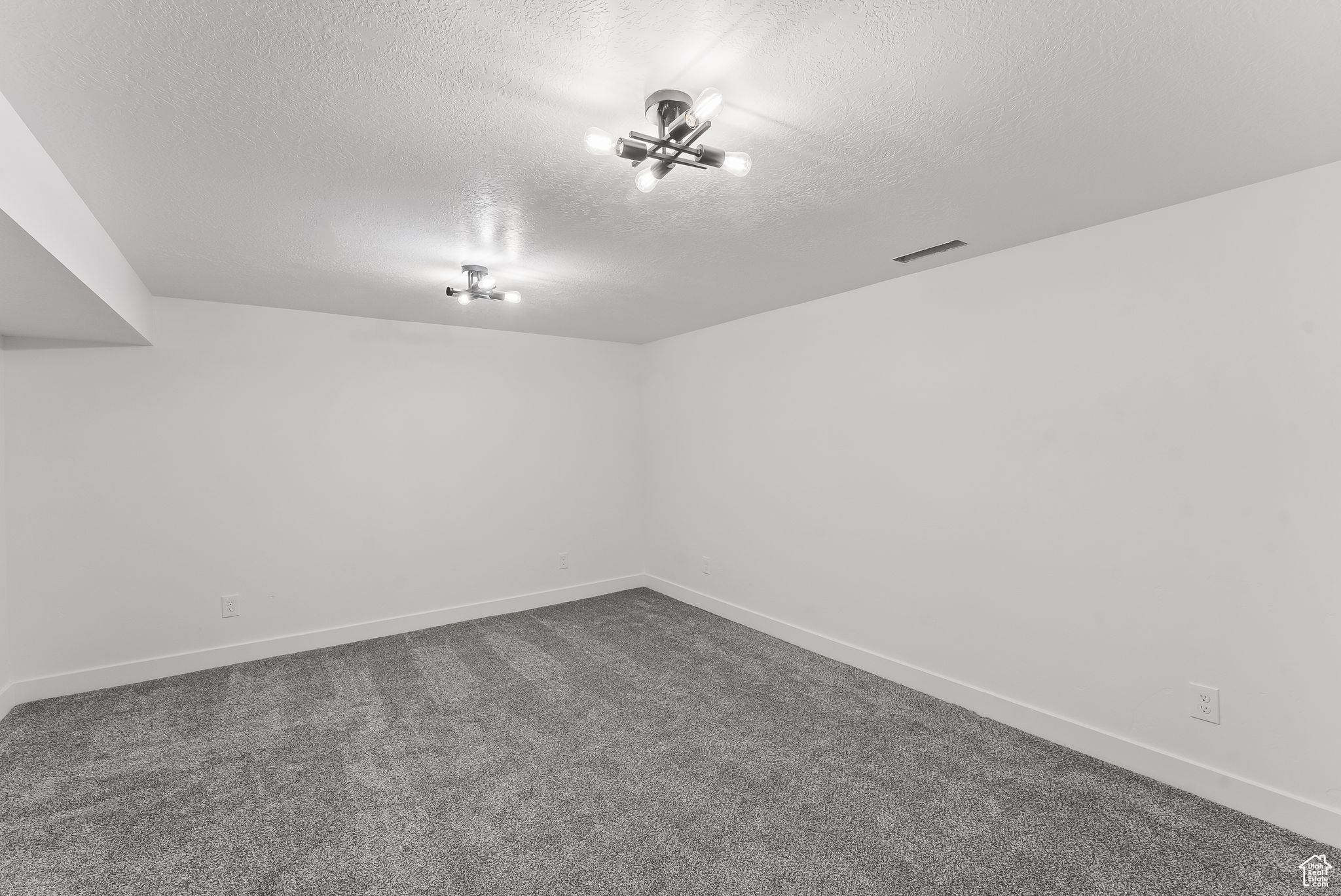 267 S ORCHARD AVE