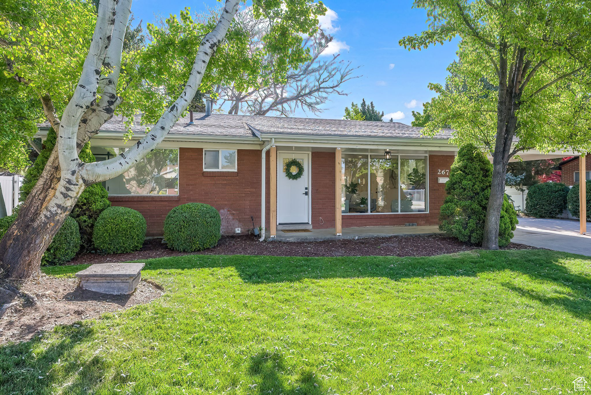 267 S ORCHARD AVE