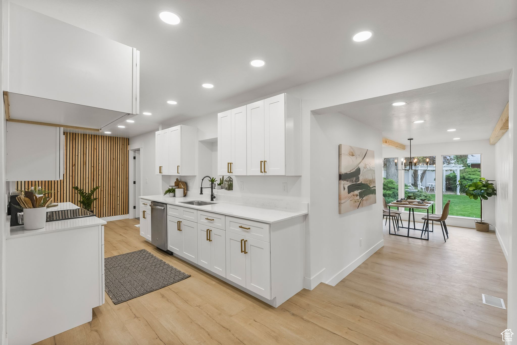 267 S ORCHARD AVE