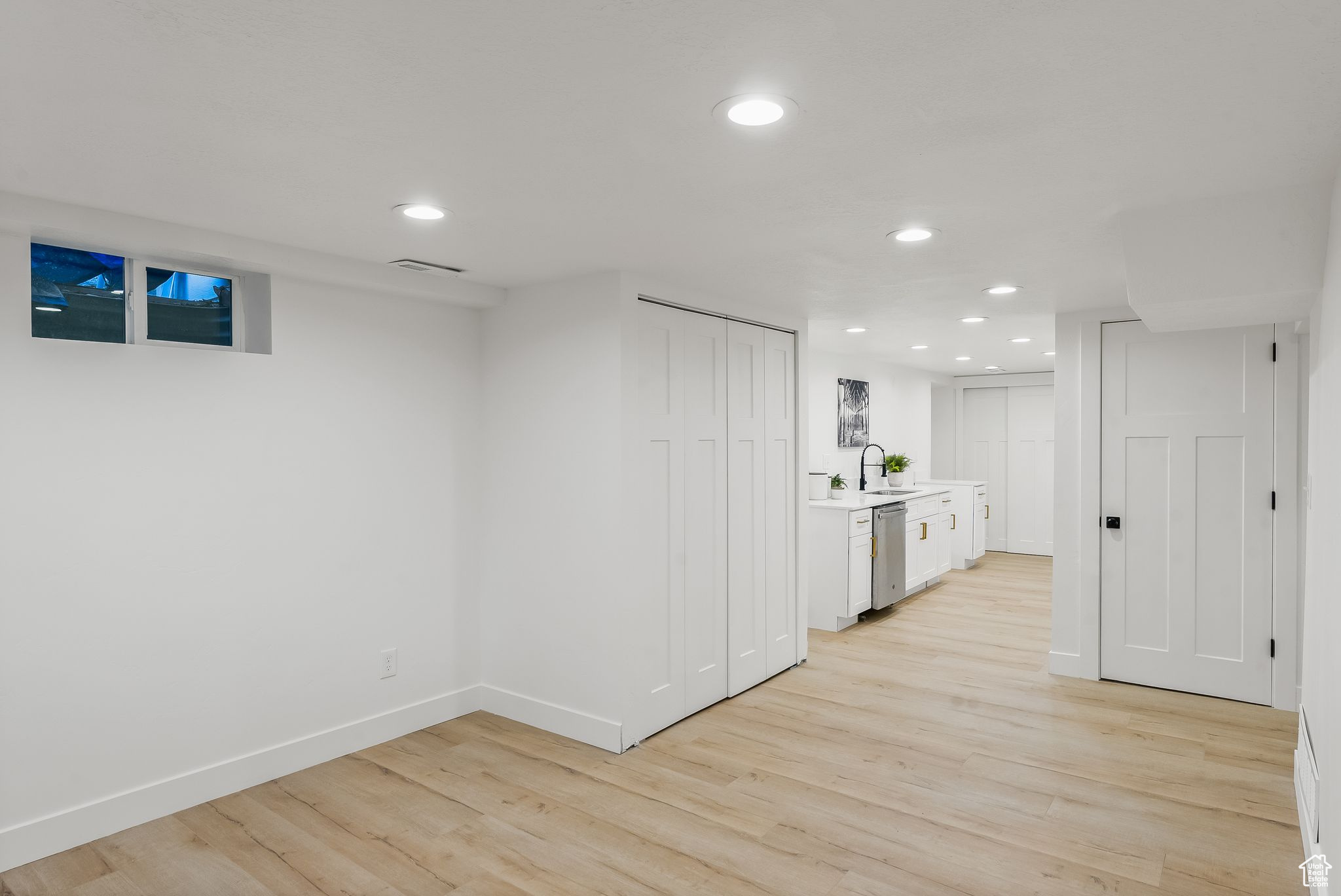 267 S ORCHARD AVE
