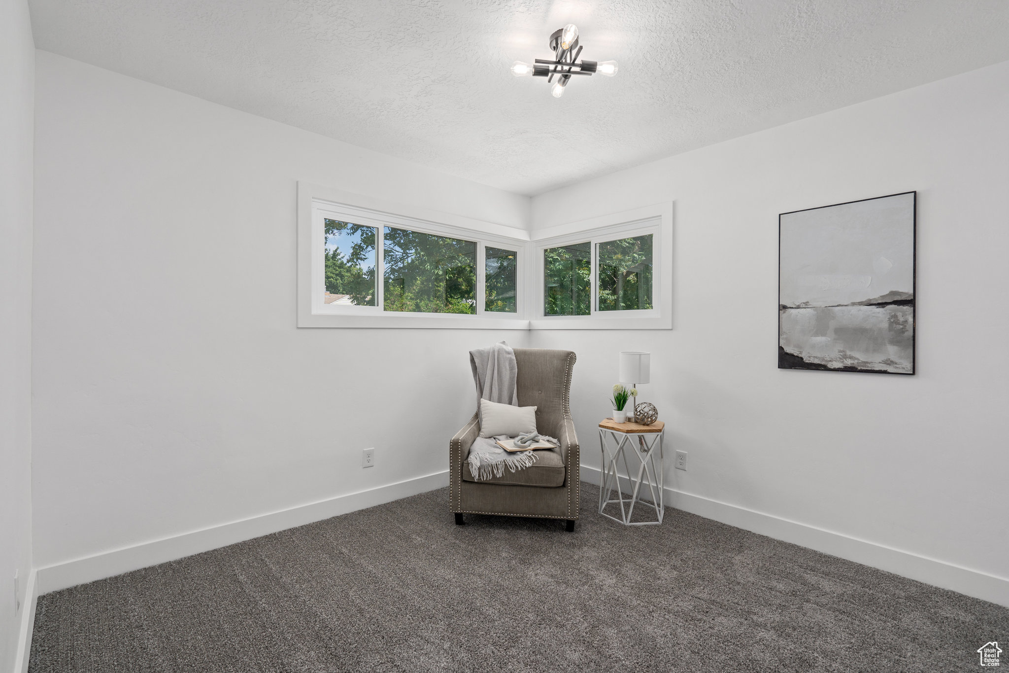200 BROOKSIDE DR