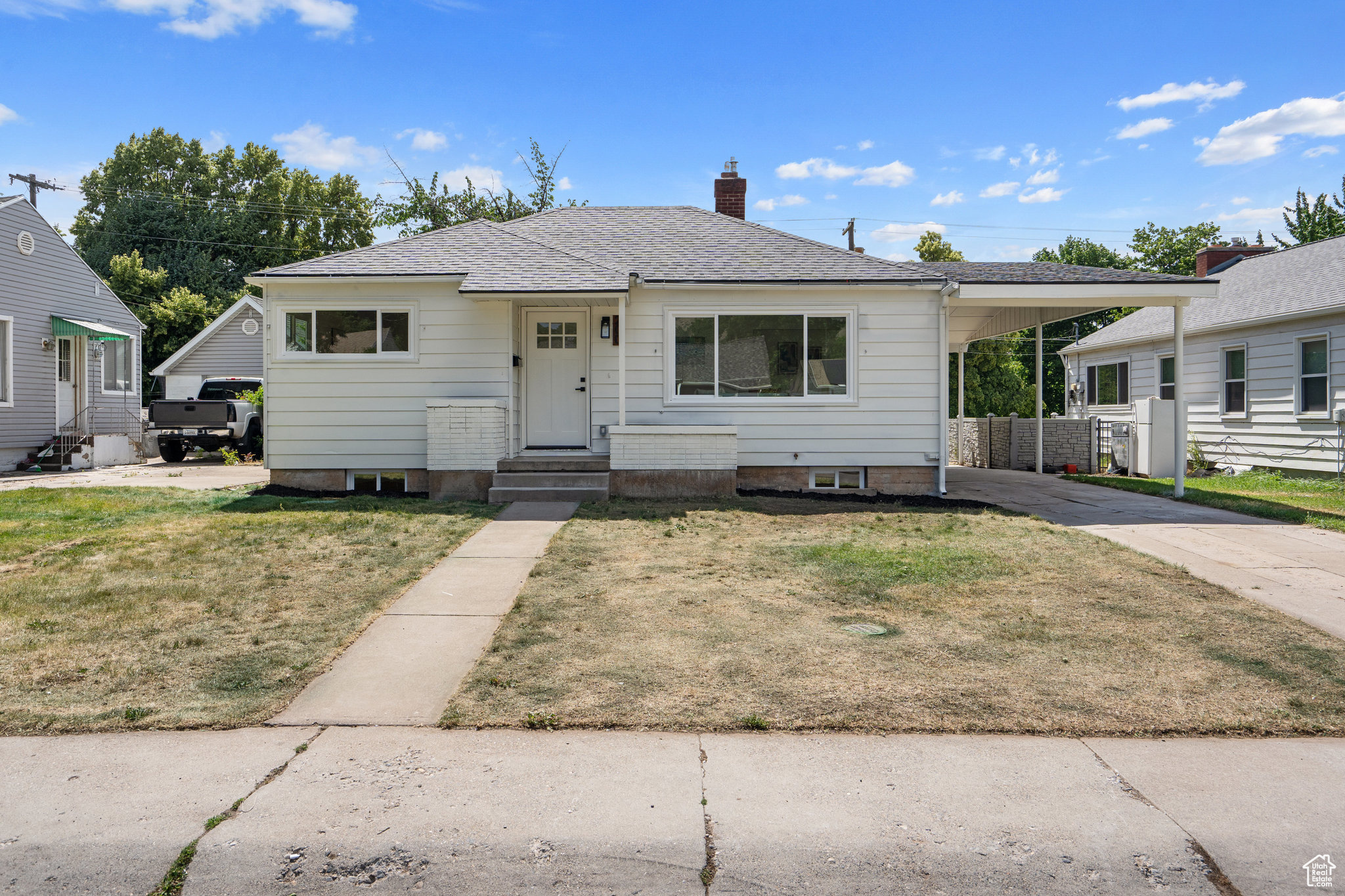 200 BROOKSIDE DR