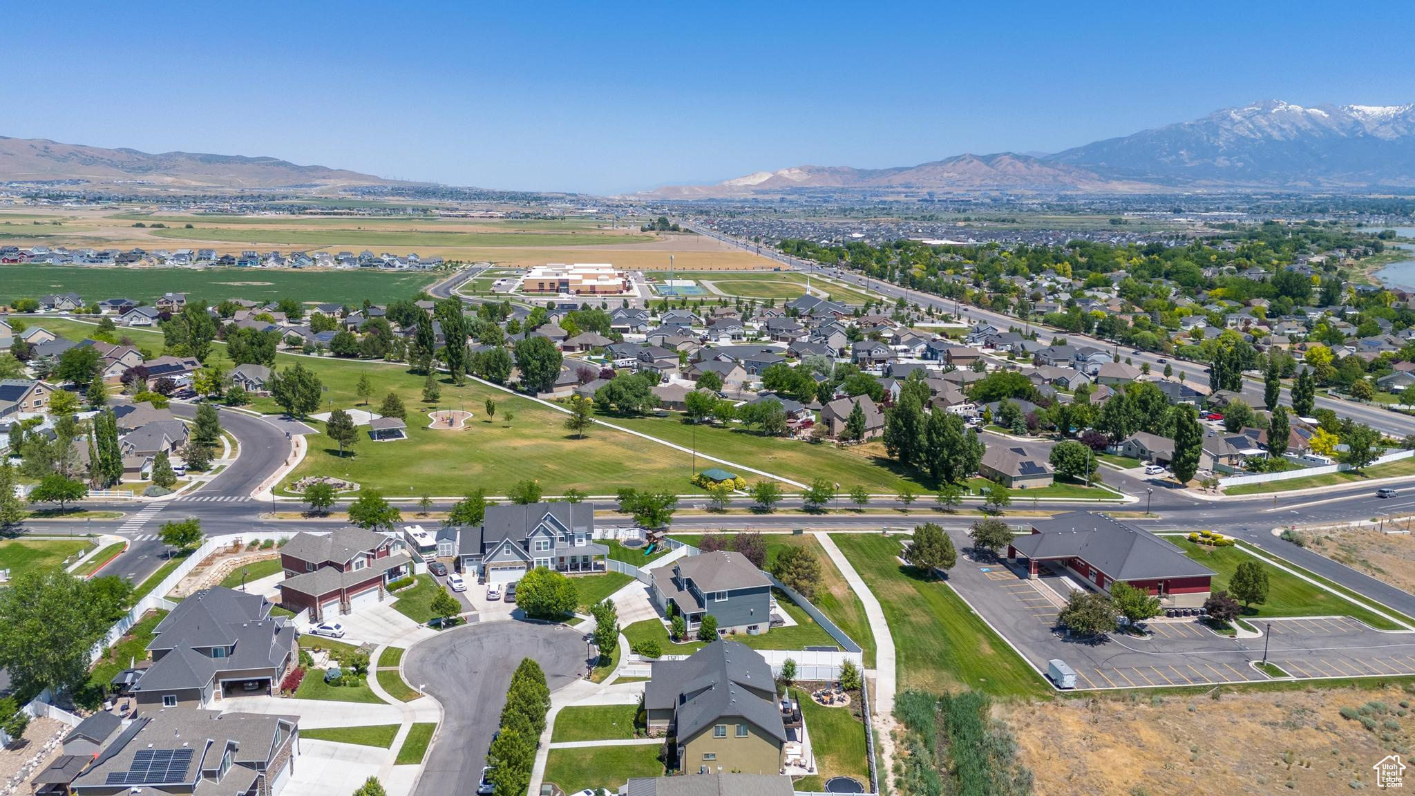 1413 S GARDEN VIEW CT