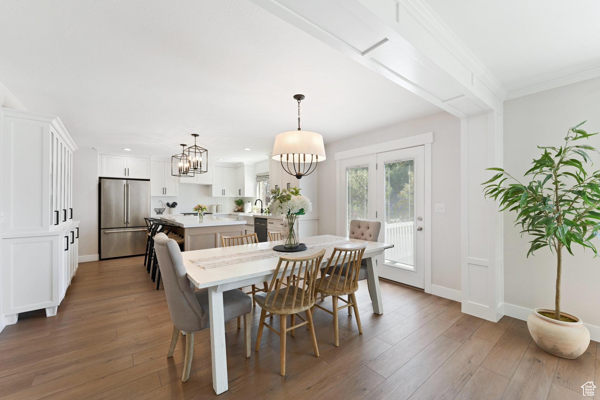 1413 S GARDEN VIEW CT