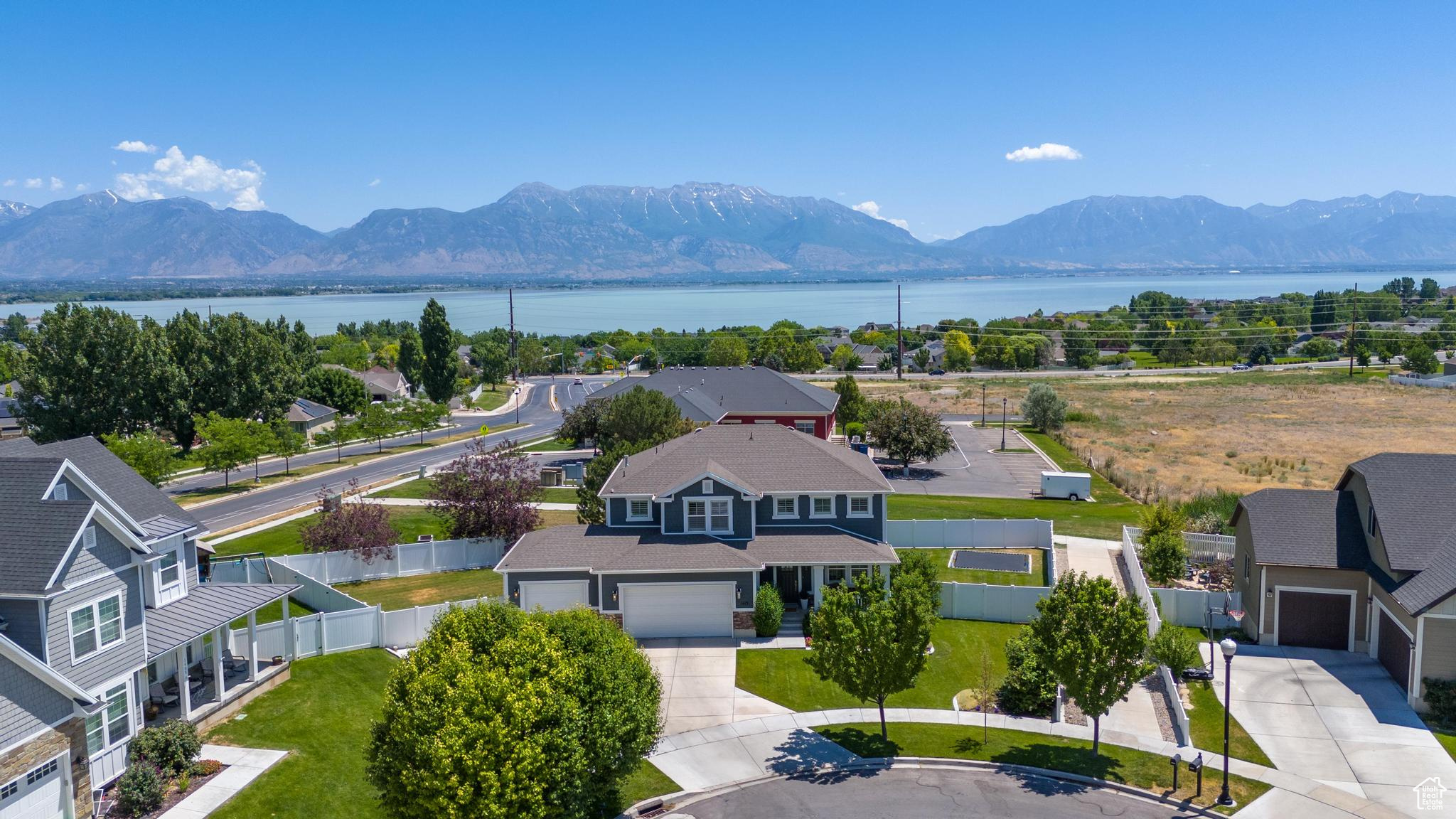 1413 S GARDEN VIEW CT