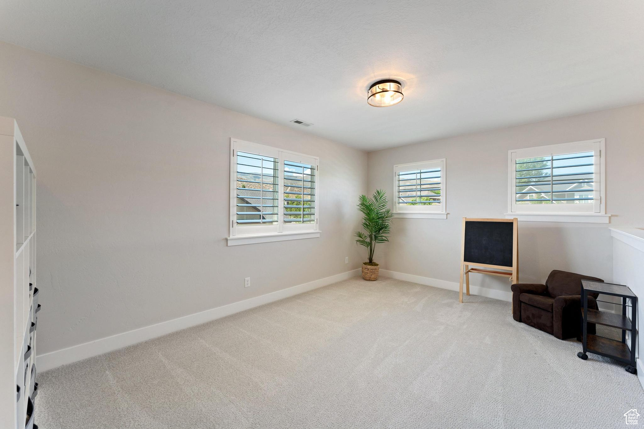 1413 S GARDEN VIEW CT