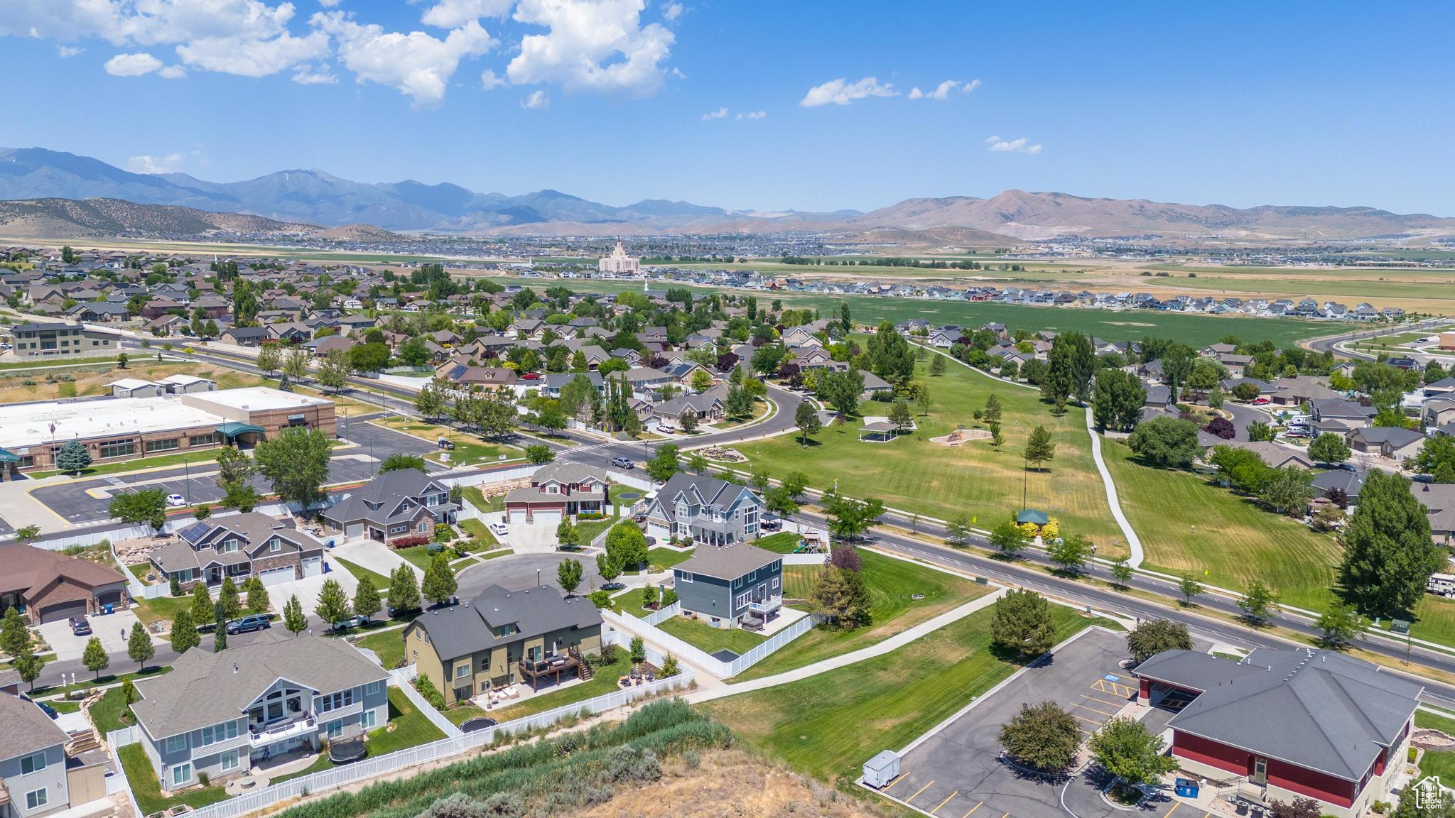 1413 S GARDEN VIEW CT