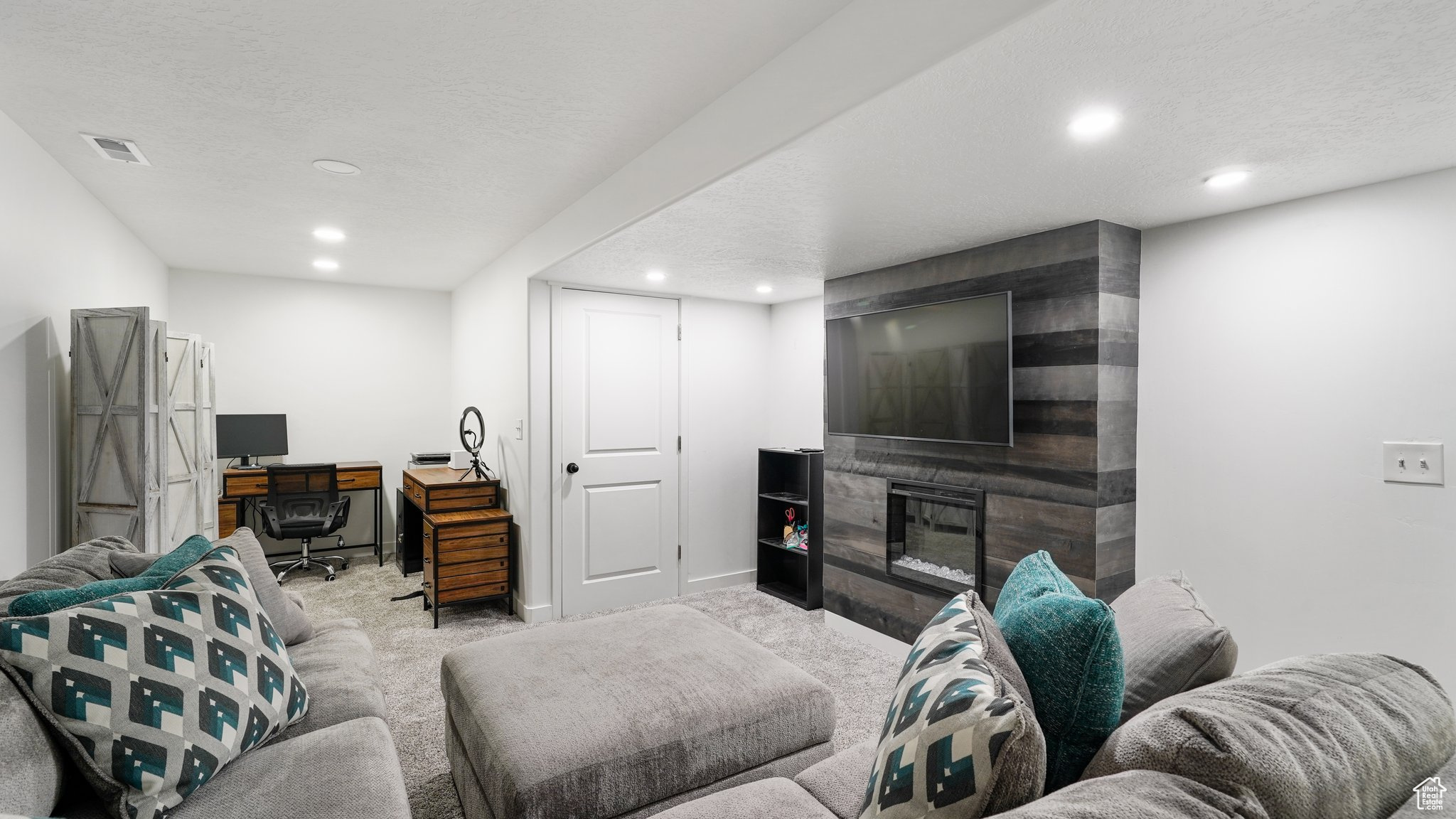 7904 S EROS CT