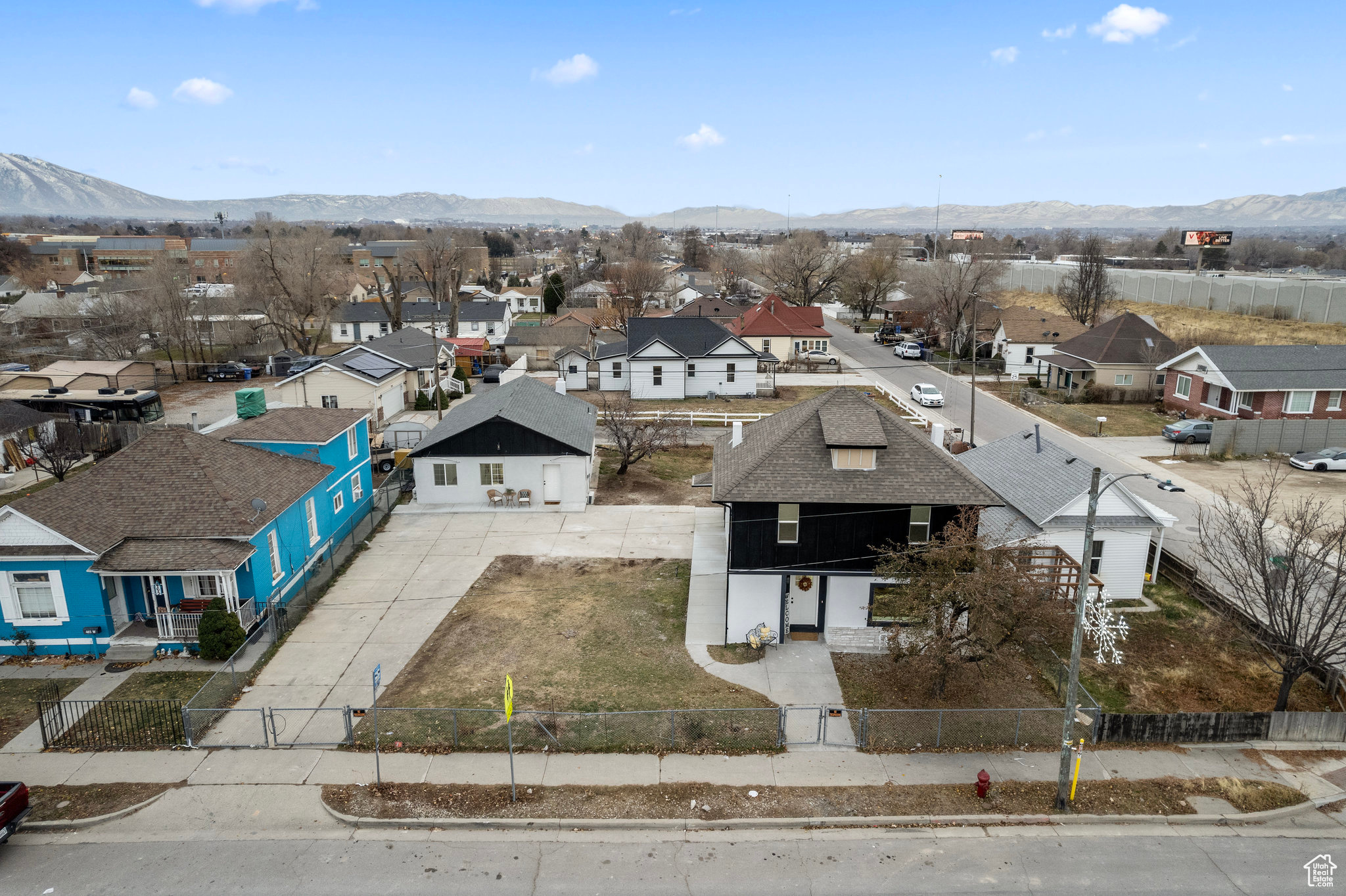 473 W CENTER ST
